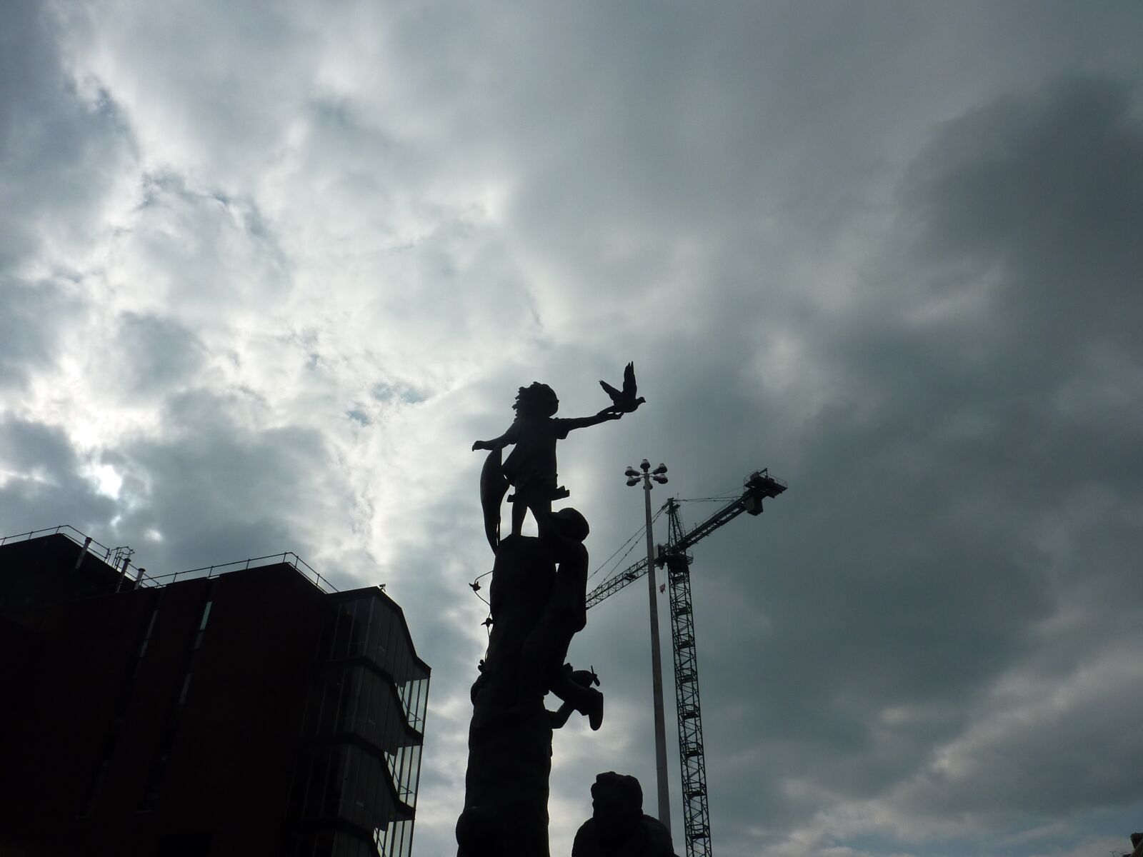 Panasonic DMC-TZ7 sample photo. Cranes, grey sky, sky photography