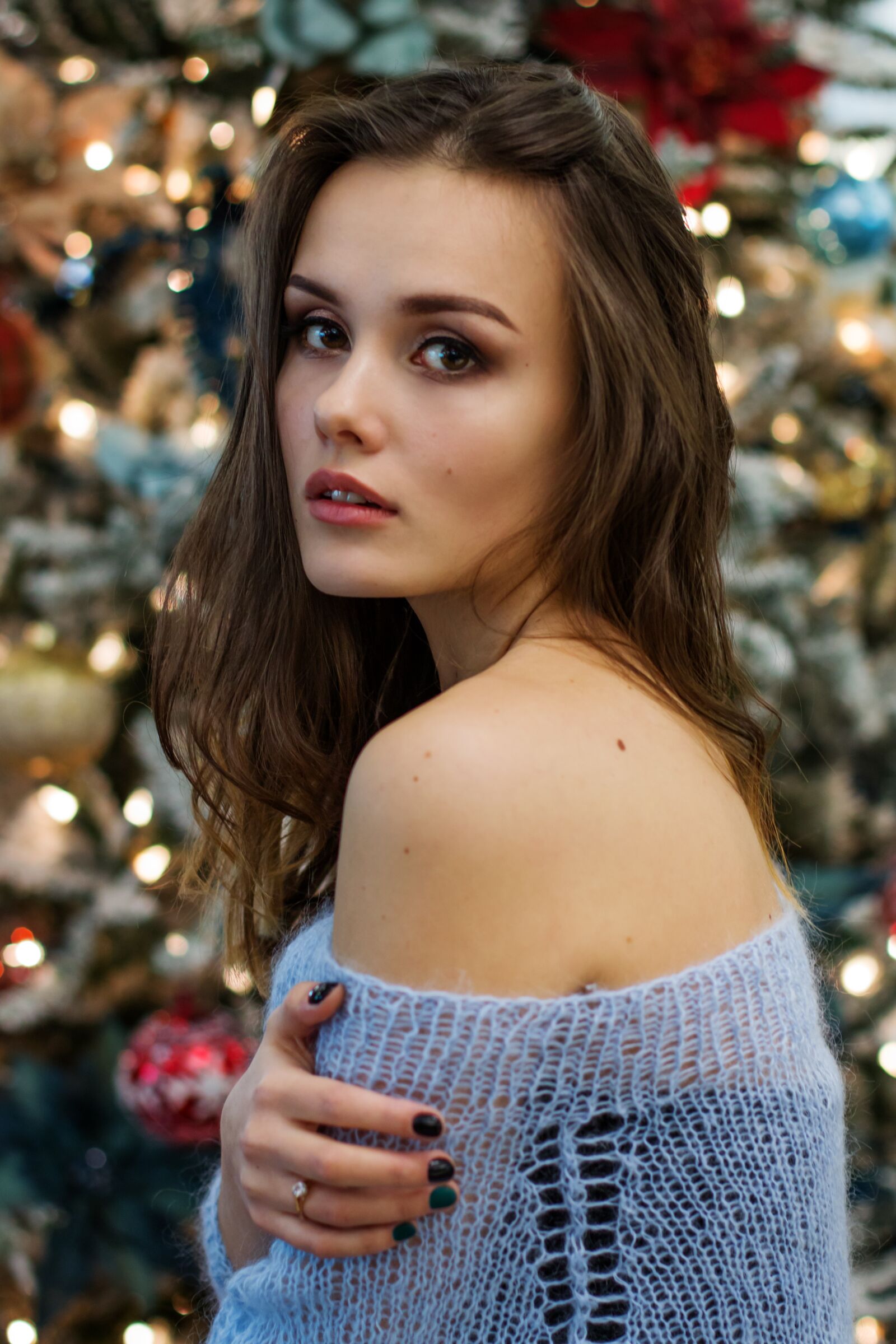 Canon EOS 70D + Canon EF 50mm F1.4 USM sample photo. Woman, grown up, within photography