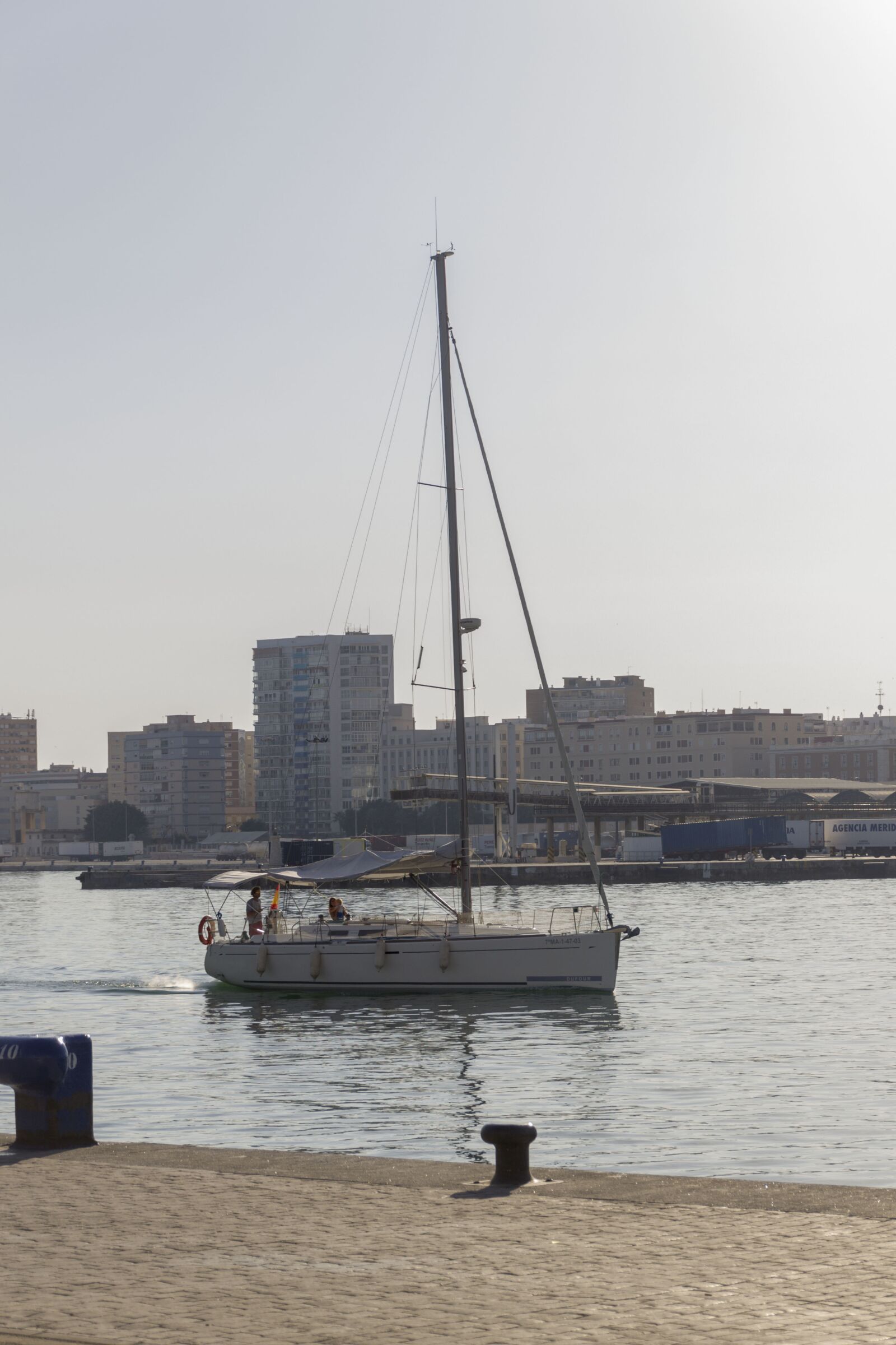 Canon EOS 550D (EOS Rebel T2i / EOS Kiss X4) sample photo. Boat, sunset, malaga photography