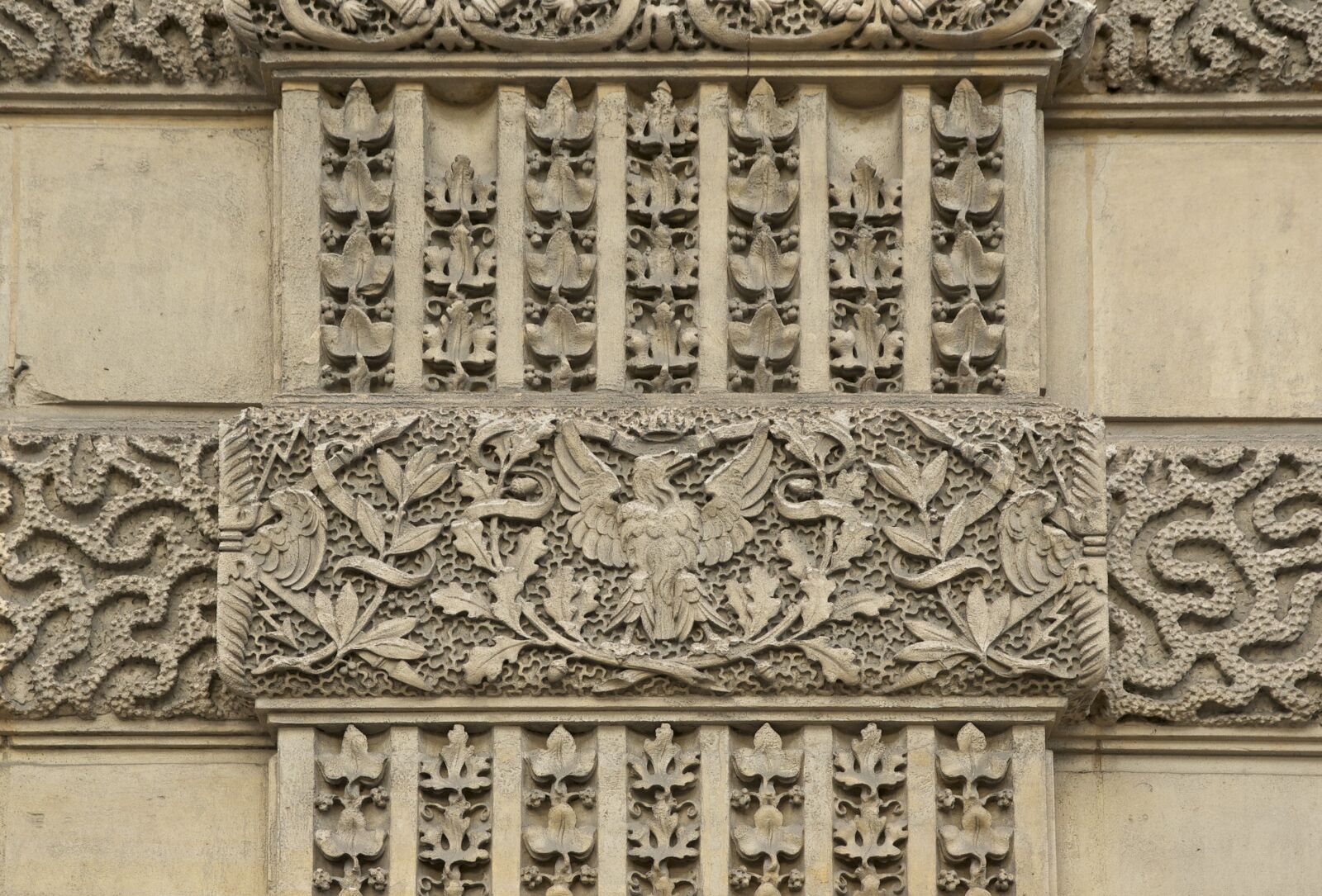 Sony Alpha DSLR-A550 sample photo. Decoration, louvre, paris photography