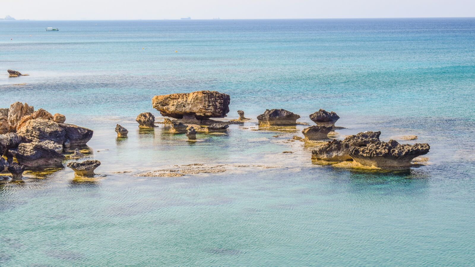 Nikon D3300 sample photo. Rock, formation, sea photography