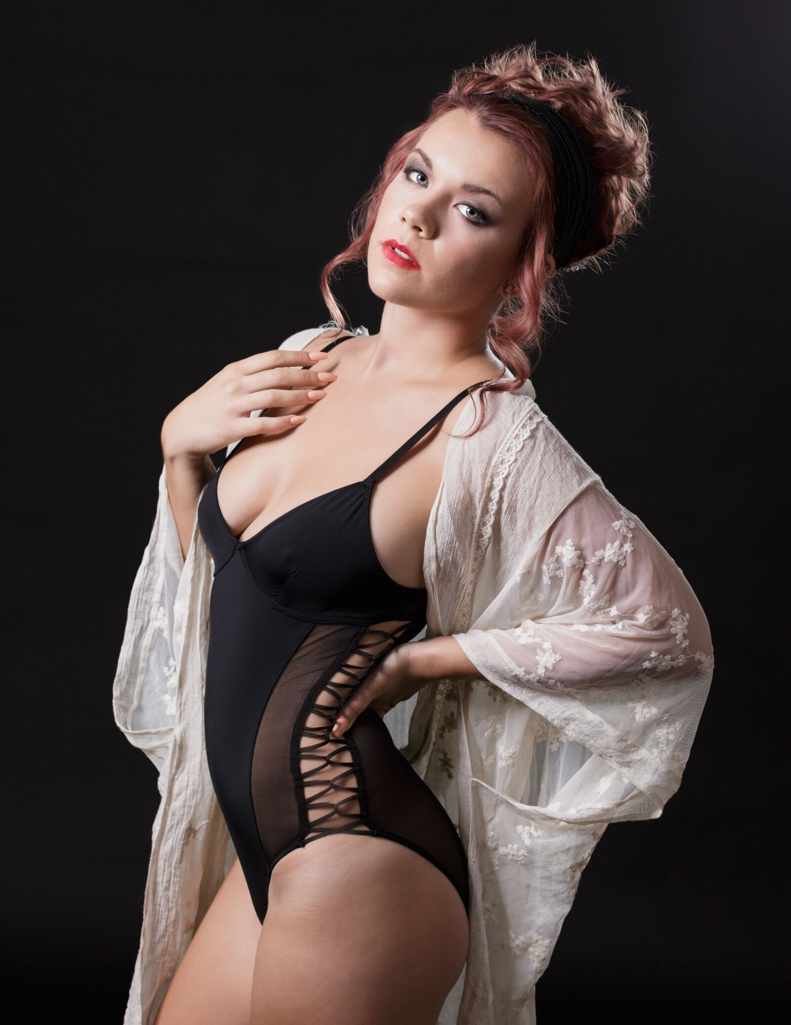 Canon EF 85mm F1.8 USM sample photo. Female, fashion, woman photography