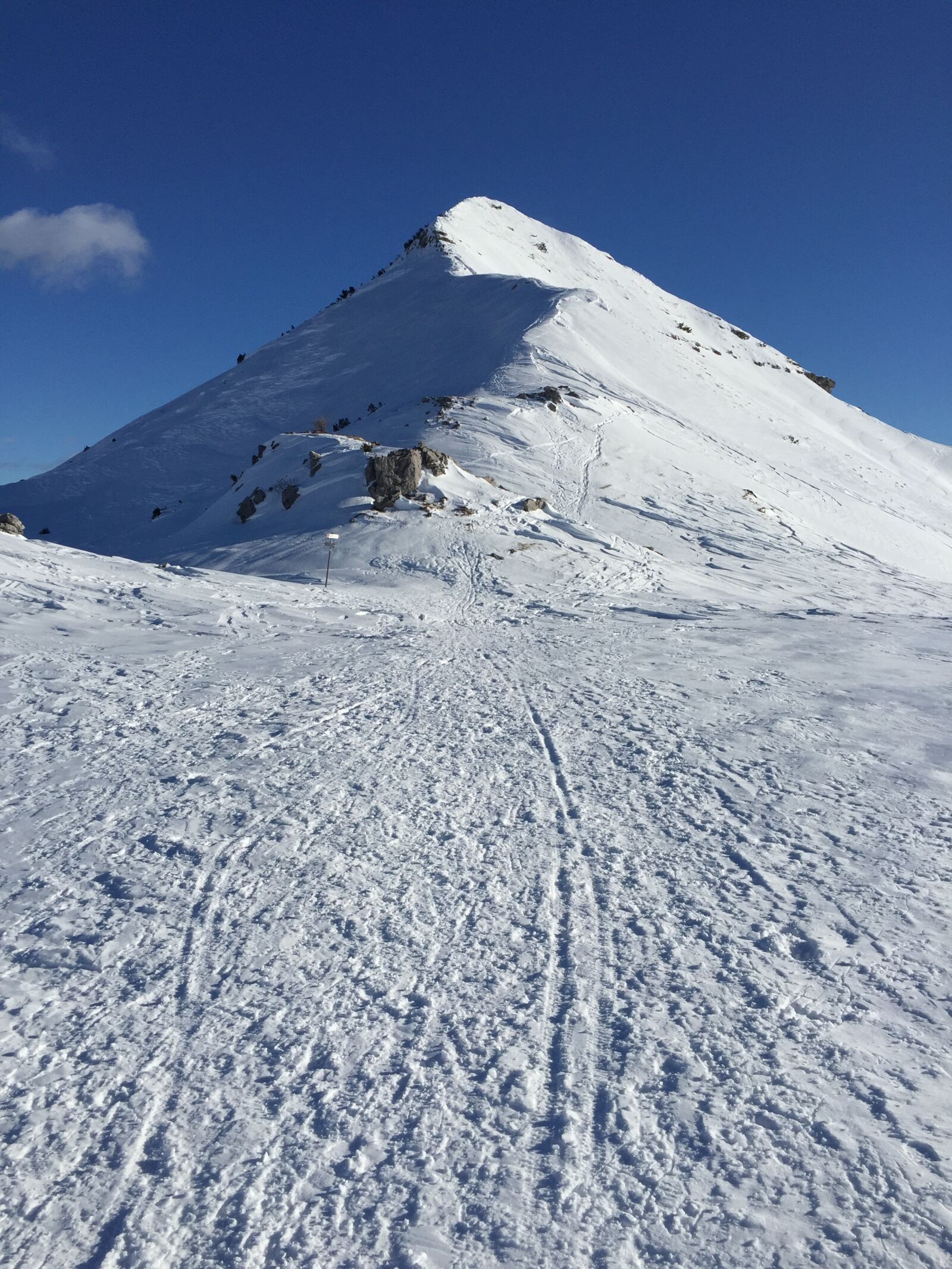 Apple iPhone 6 sample photo. Snow, winter, mountain photography