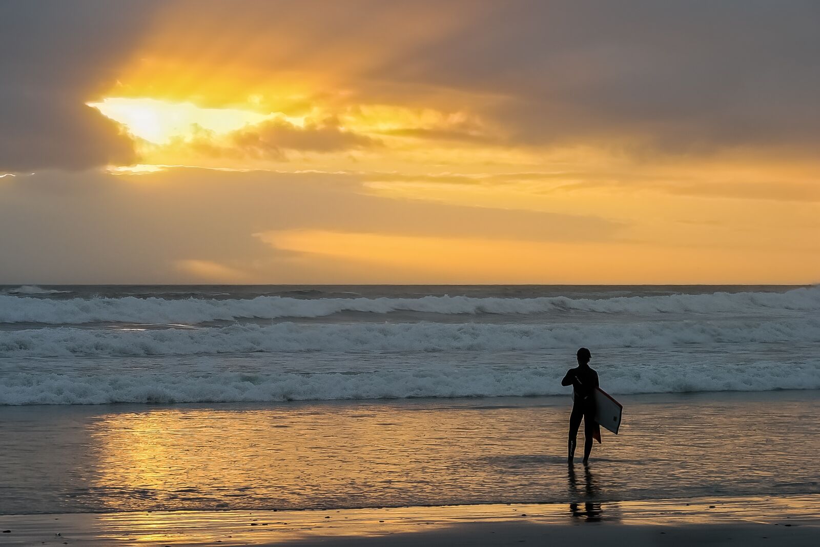 Canon EOS 10D sample photo. Surfer, sunset, one photography