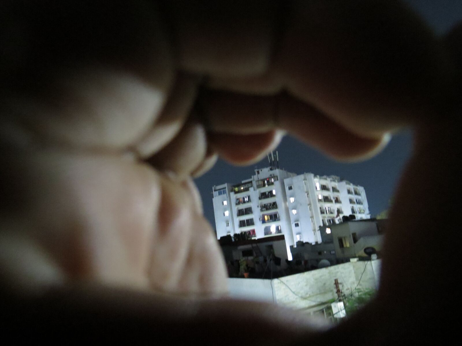 Canon PowerShot SX40 HS sample photo. Night, building, feast photography