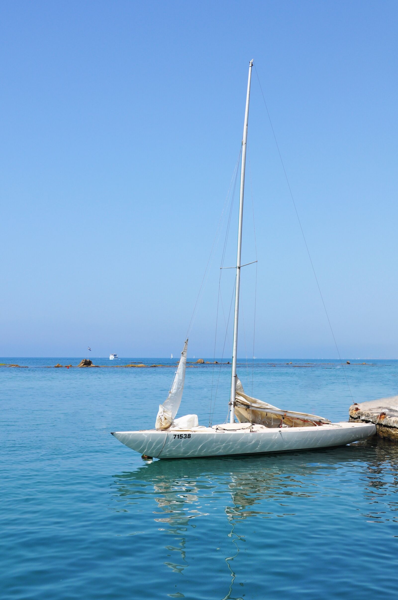 Nikon D90 sample photo. Sea, boat, blue photography