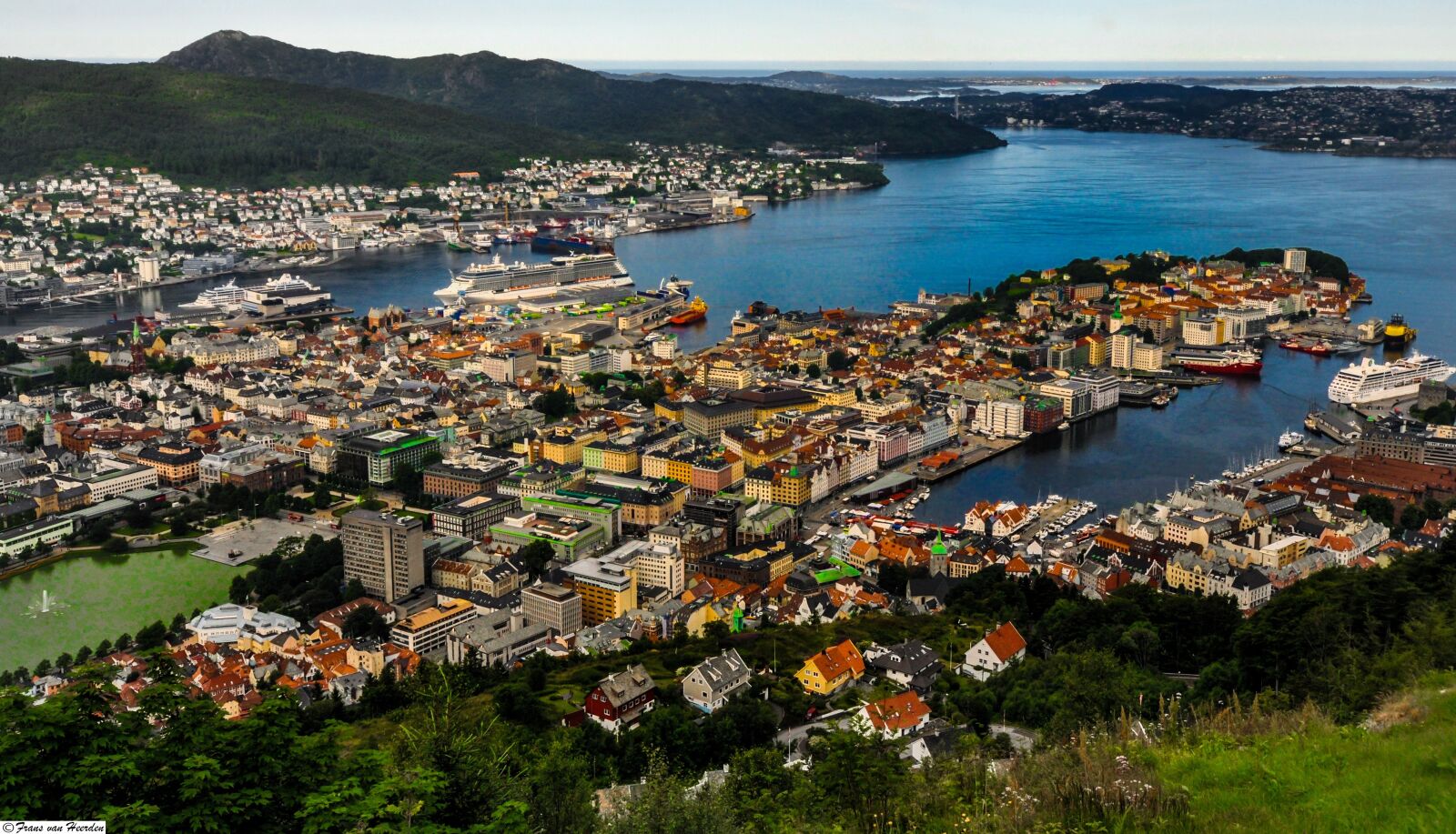Nikon D90 sample photo. Buildings, cruise, ship, europe photography