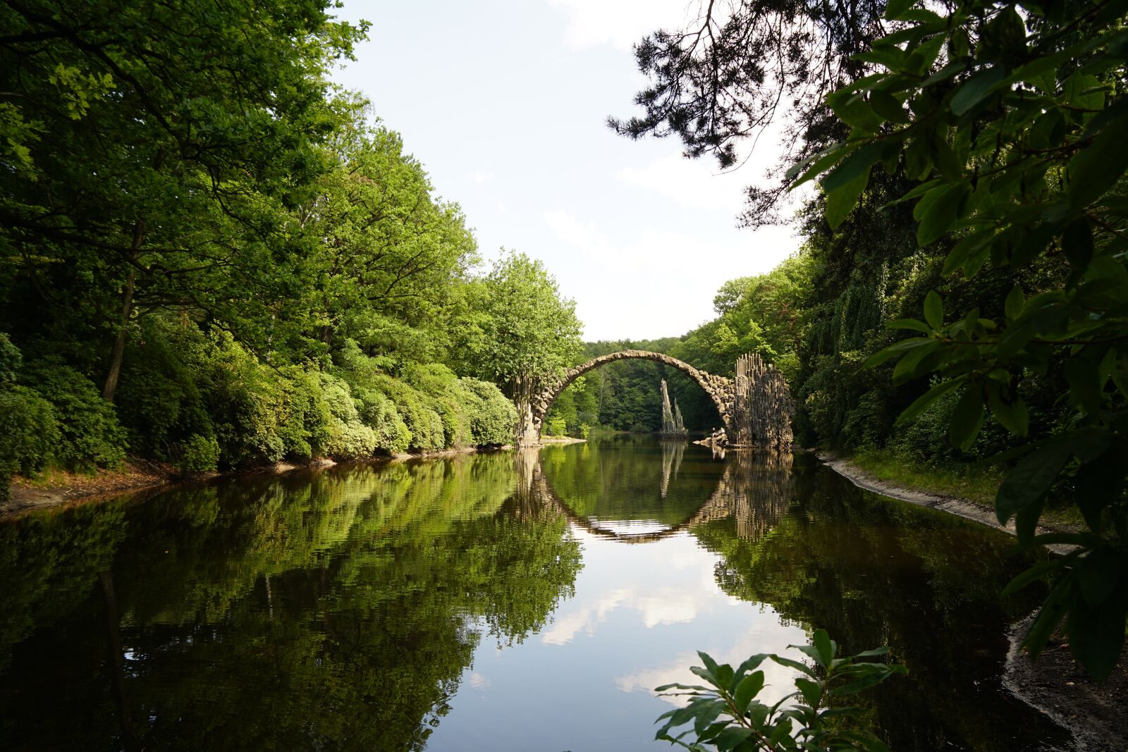 Sony Vario-Tessar T* E 16-70mm F4 ZA OSS sample photo. Rakotzbrücke, bridge, mirroring photography