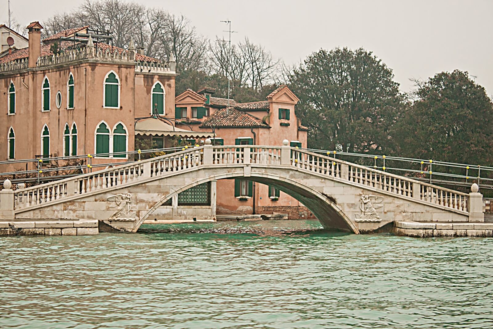 Canon EOS 500D (EOS Rebel T1i / EOS Kiss X3) sample photo. Venice, bridge, water photography