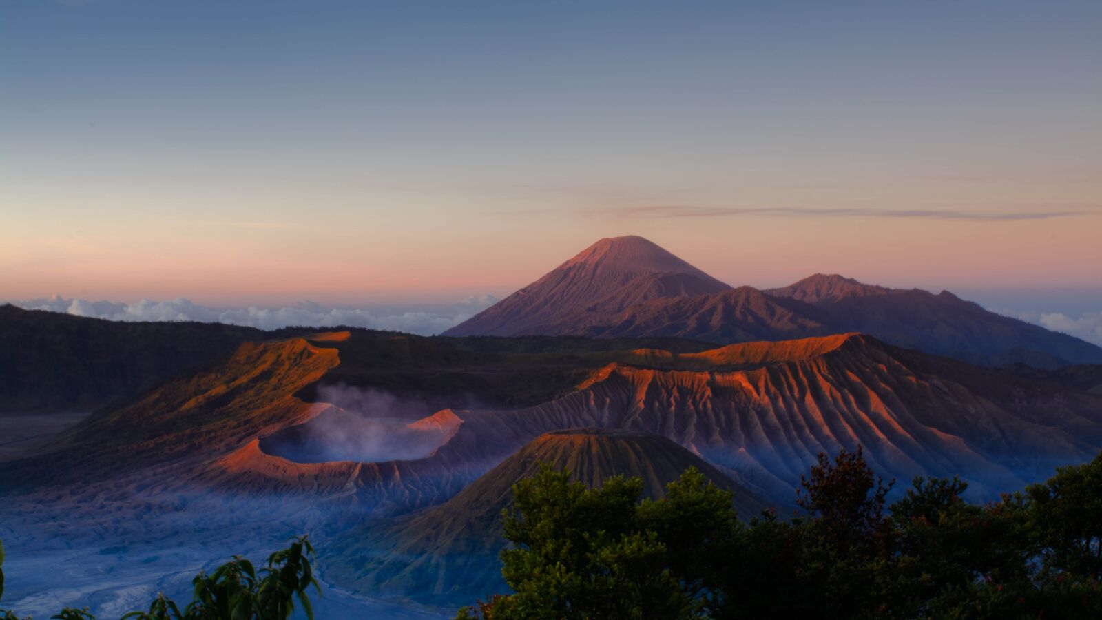 Nikon D5200 sample photo. Mountains, volcano, landscape photography