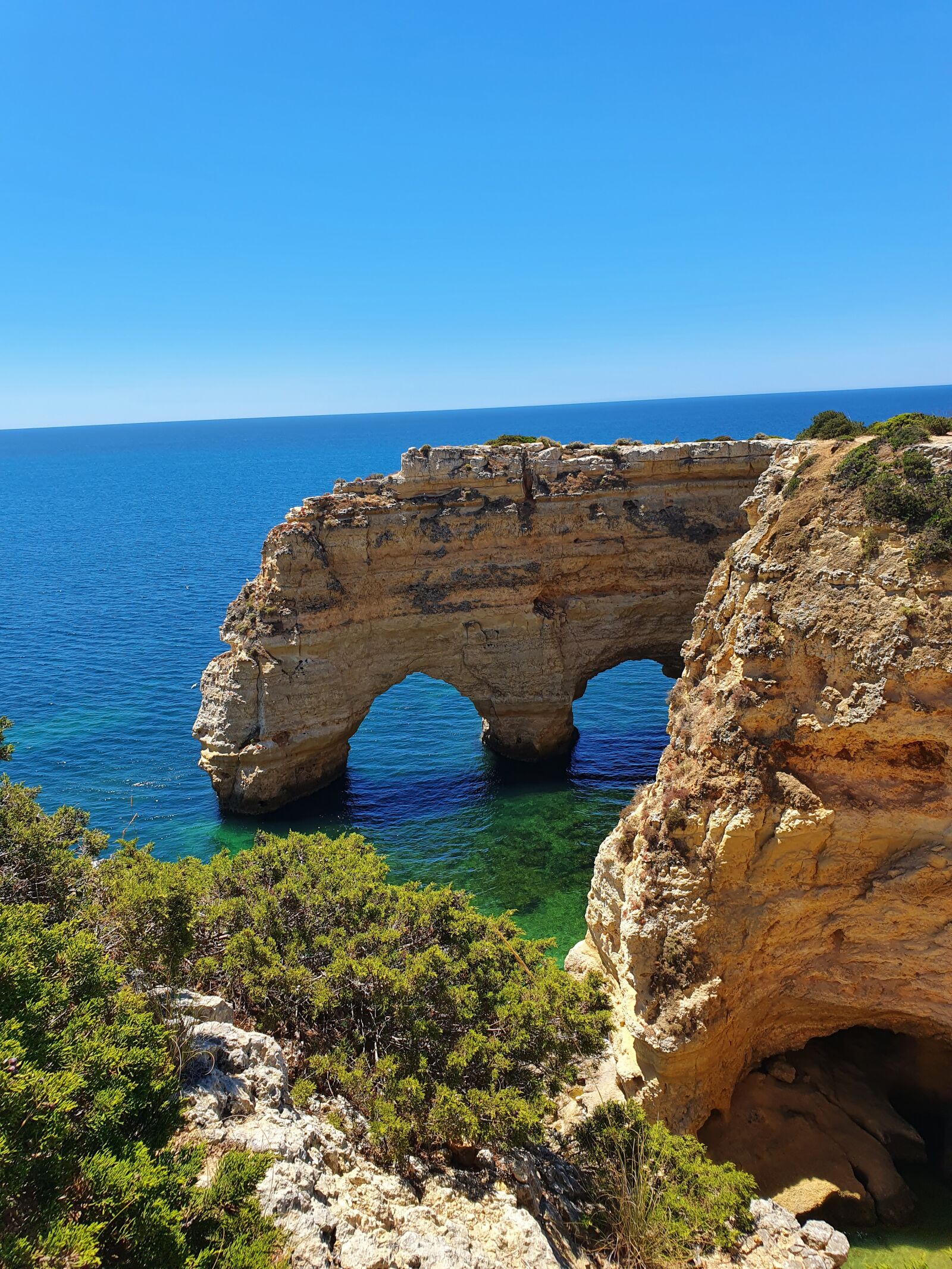 Samsung Galaxy S10+ sample photo. Marinha, benagil, lagoa photography