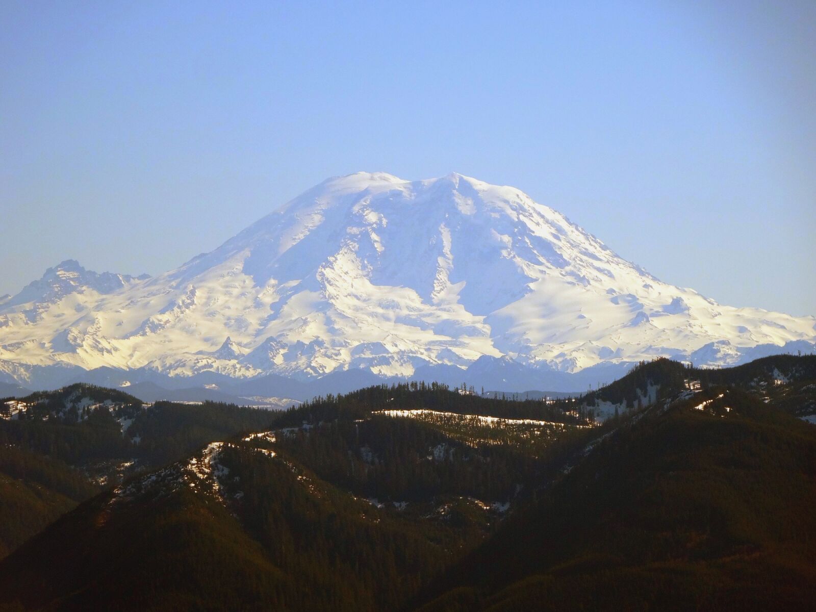 Sony Cyber-shot DSC-WX300 sample photo. Mount rainier, landscape, stratovolcano photography