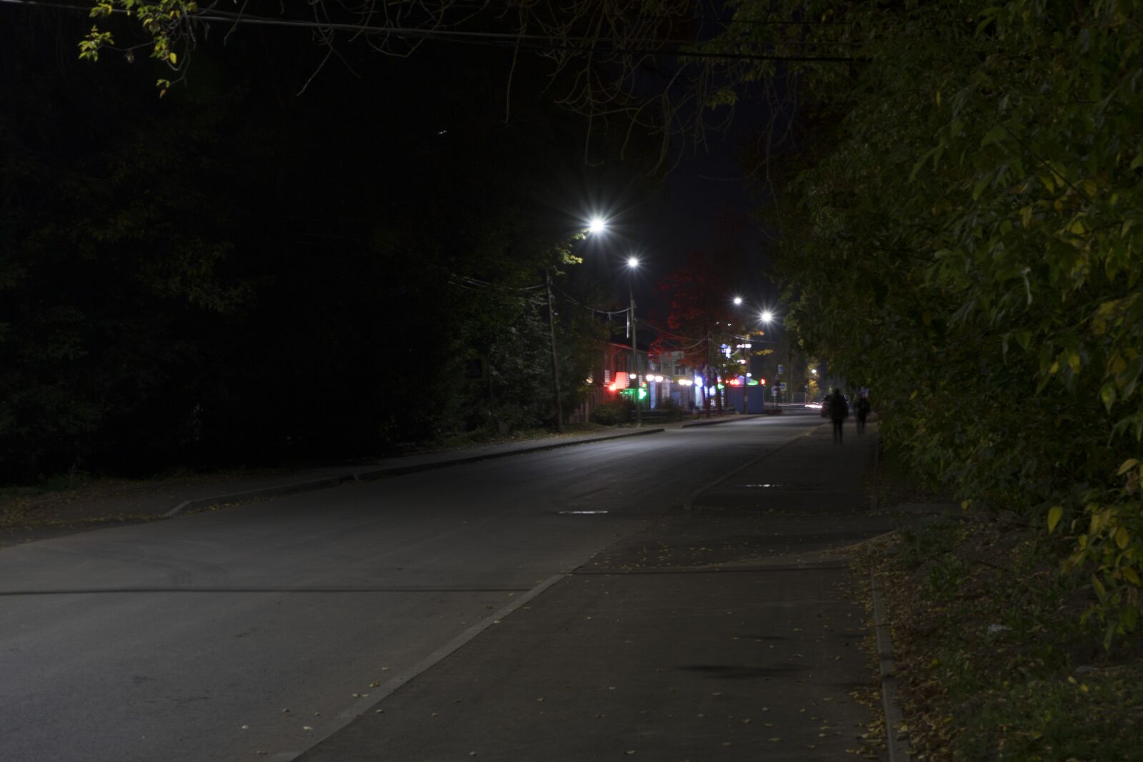 Sony a7 II sample photo. Night, evening, street photography