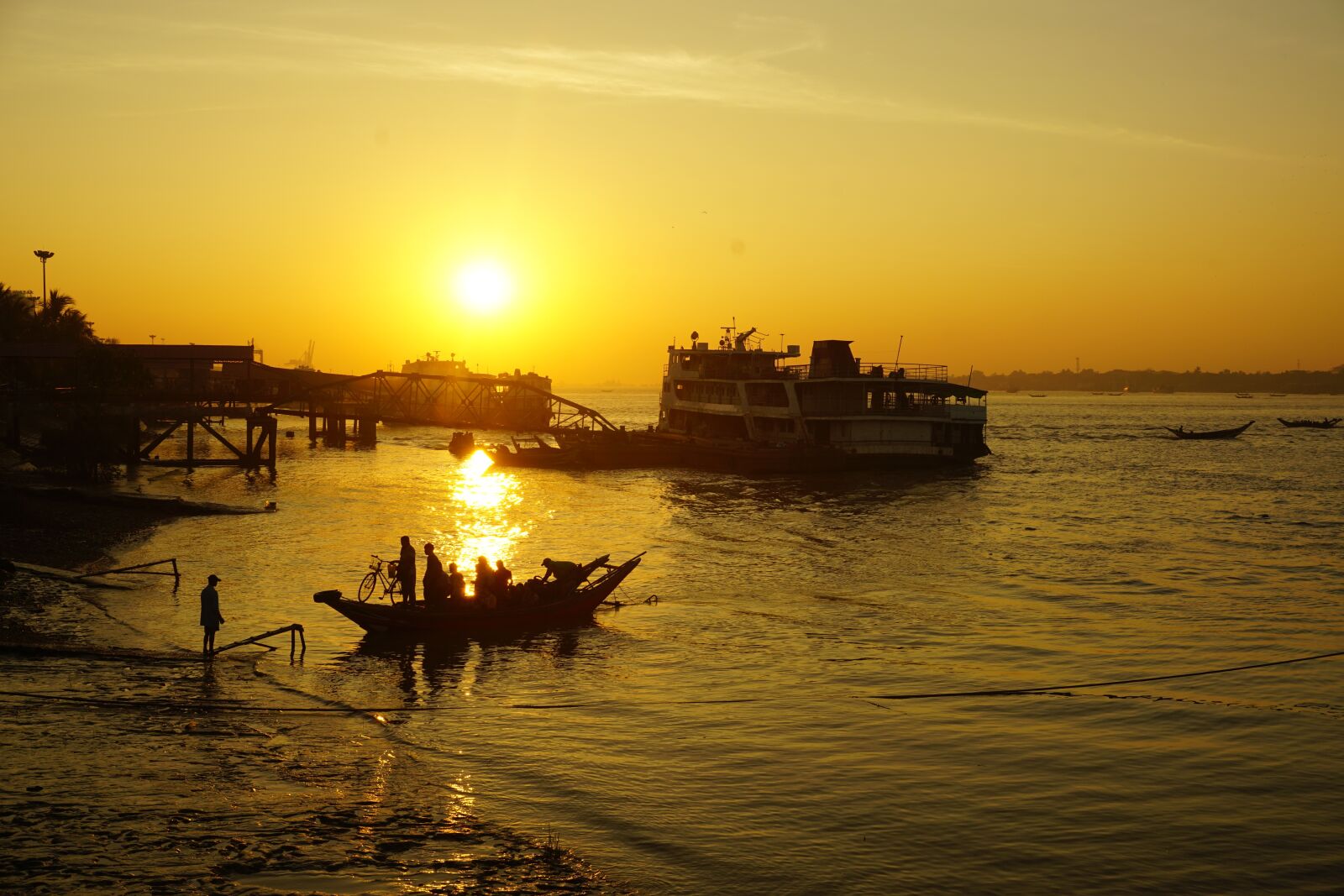 Sony a5100 sample photo. Yangon, yangon river, myanmar photography