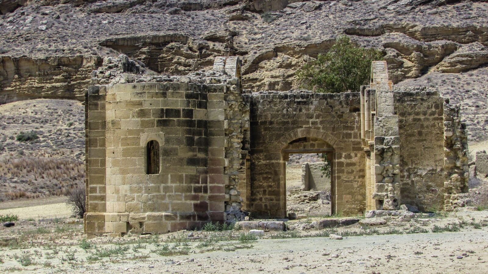 Canon PowerShot SX400 IS sample photo. Cyprus, ayios sozomenos, church photography