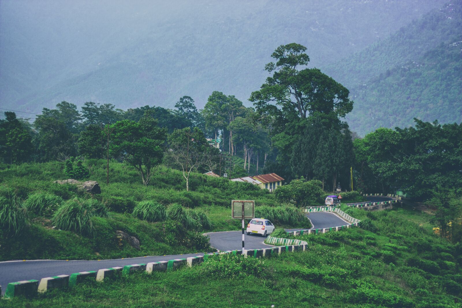 Canon EOS 700D (EOS Rebel T5i / EOS Kiss X7i) + Canon EF 50mm F1.8 STM sample photo. Landscape, rock, nature photography
