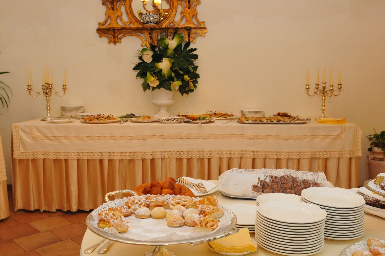 Nikon D300 sample photo. Buffet, dessert, food photography