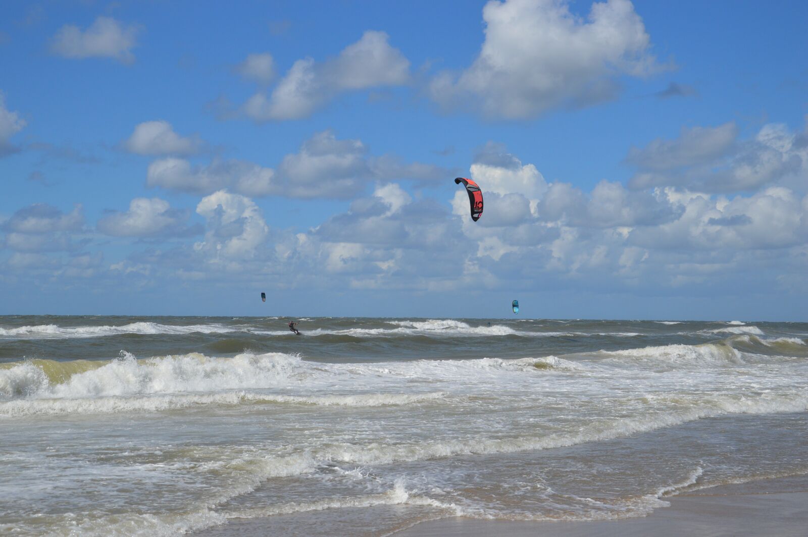 Nikon D3200 sample photo. Beach, kite surfing, kitesurfer photography