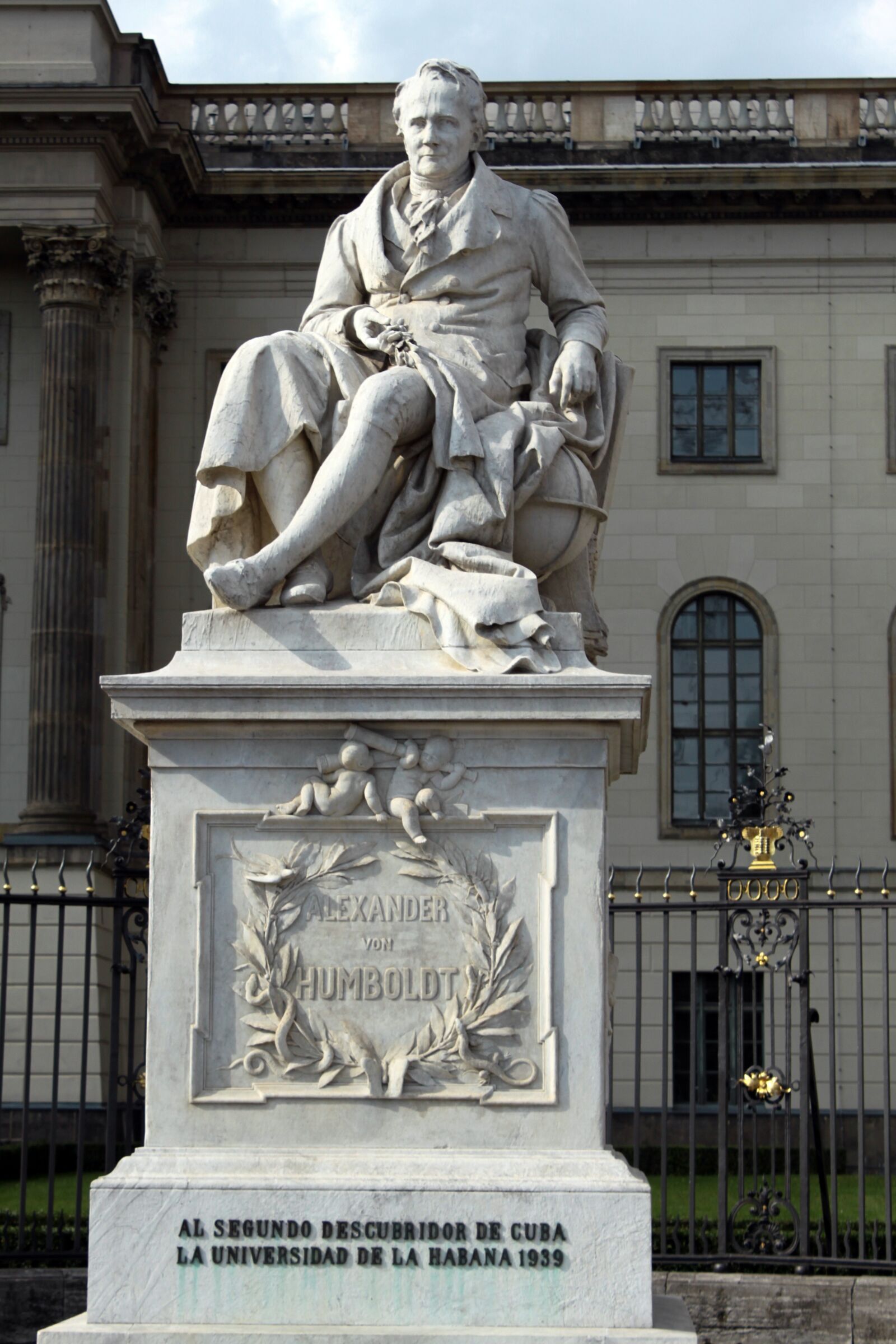 Canon EOS 500D (EOS Rebel T1i / EOS Kiss X3) sample photo. Statue, humboldt, germany photography