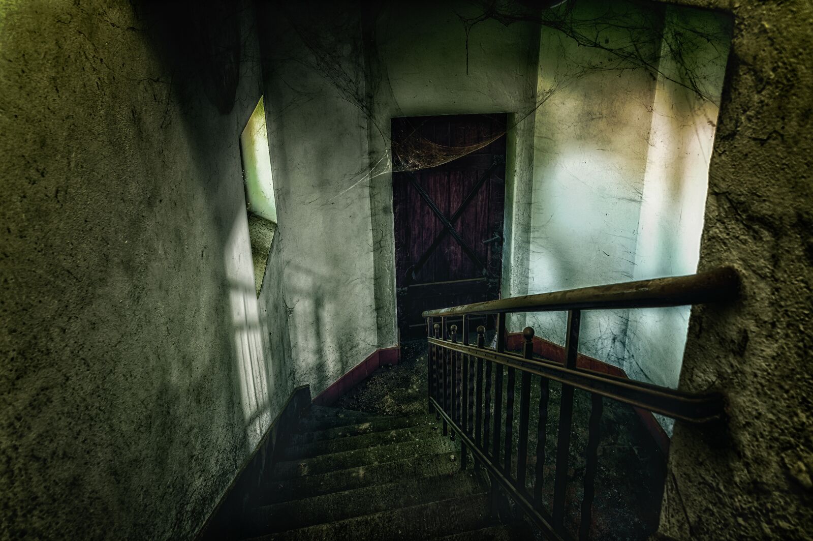 Nikon Z6 sample photo. Stairs, horror, dark photography