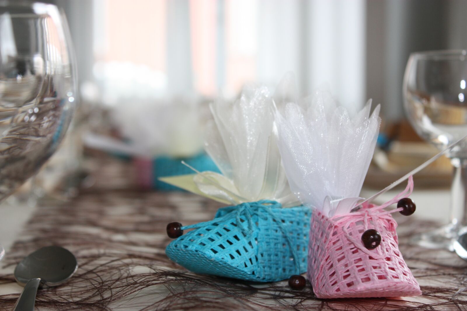 Canon EOS 450D (EOS Rebel XSi / EOS Kiss X2) sample photo. Slippers, baptism, festival photography
