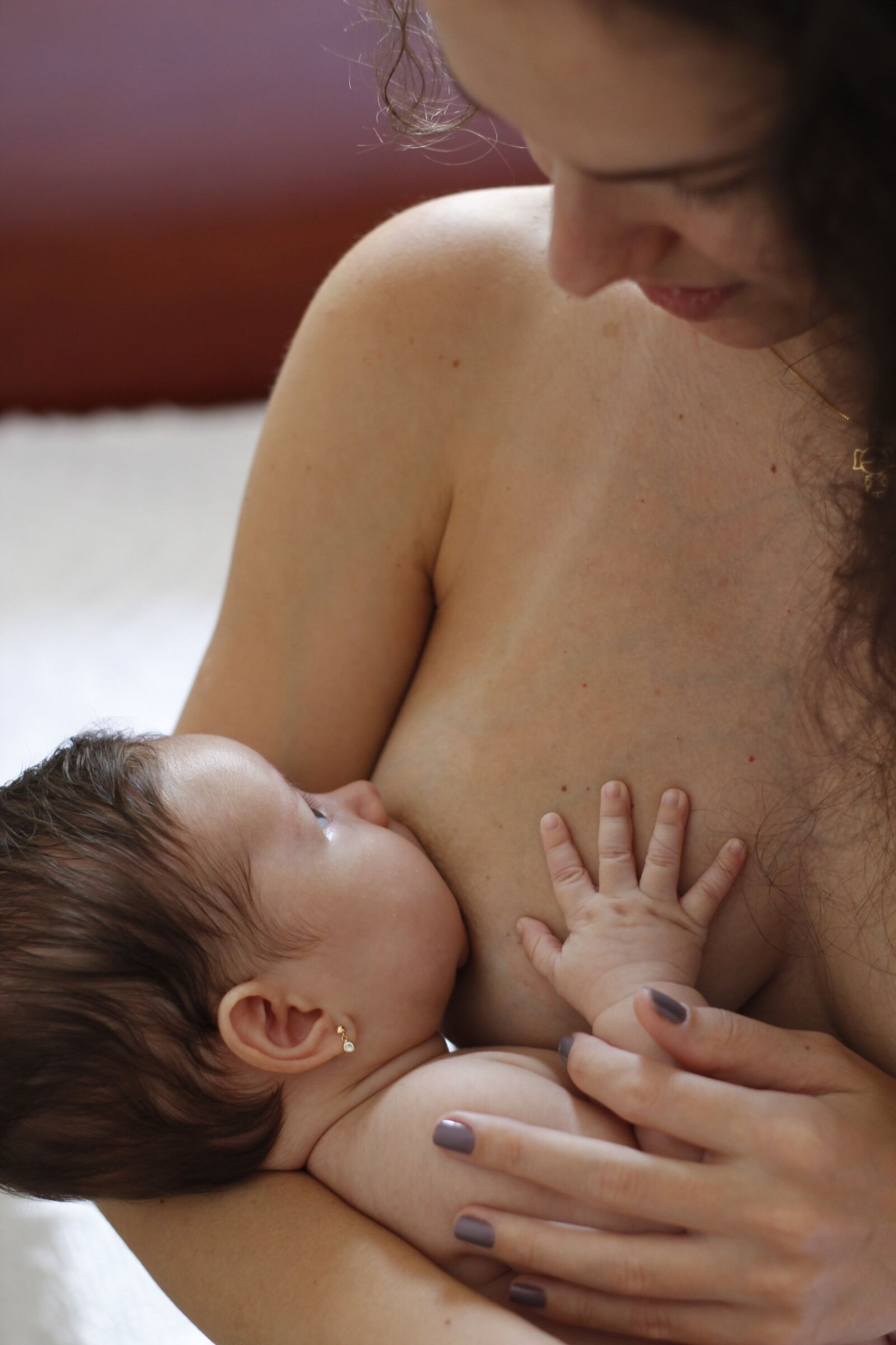 Canon EOS 60D + Canon EF 50mm F1.8 II sample photo. Breastfeeding, mother, mother's love photography