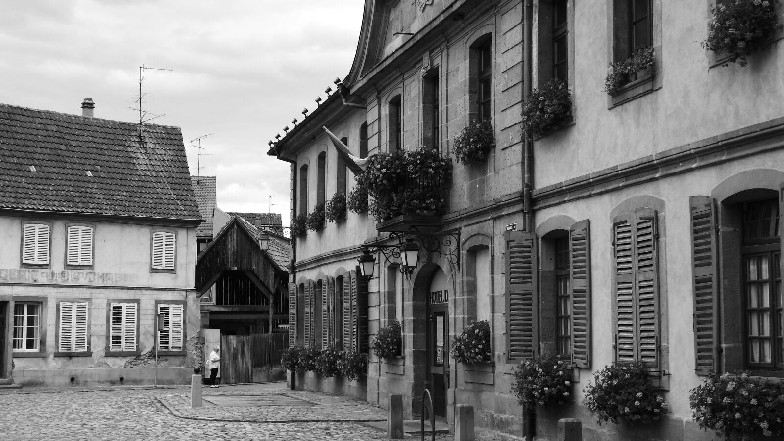 Nikon Coolpix P610 sample photo. France, historic house, alsace photography