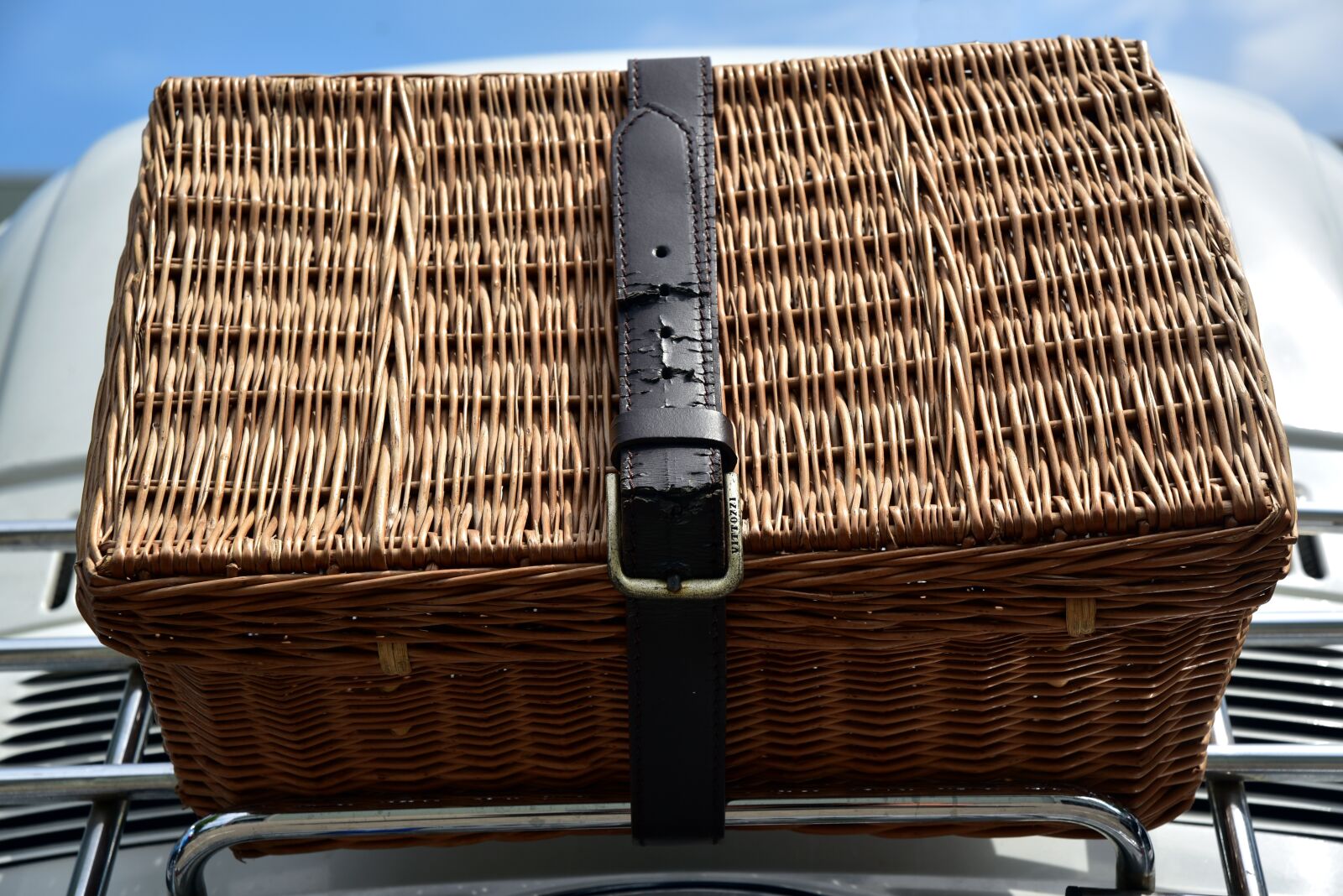 Nikon D750 sample photo. Basket, luggage, travel photography