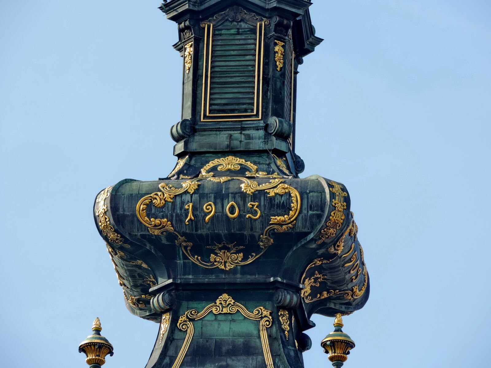 Nikon Coolpix P520 sample photo. Arabesque, baroque, church tower photography