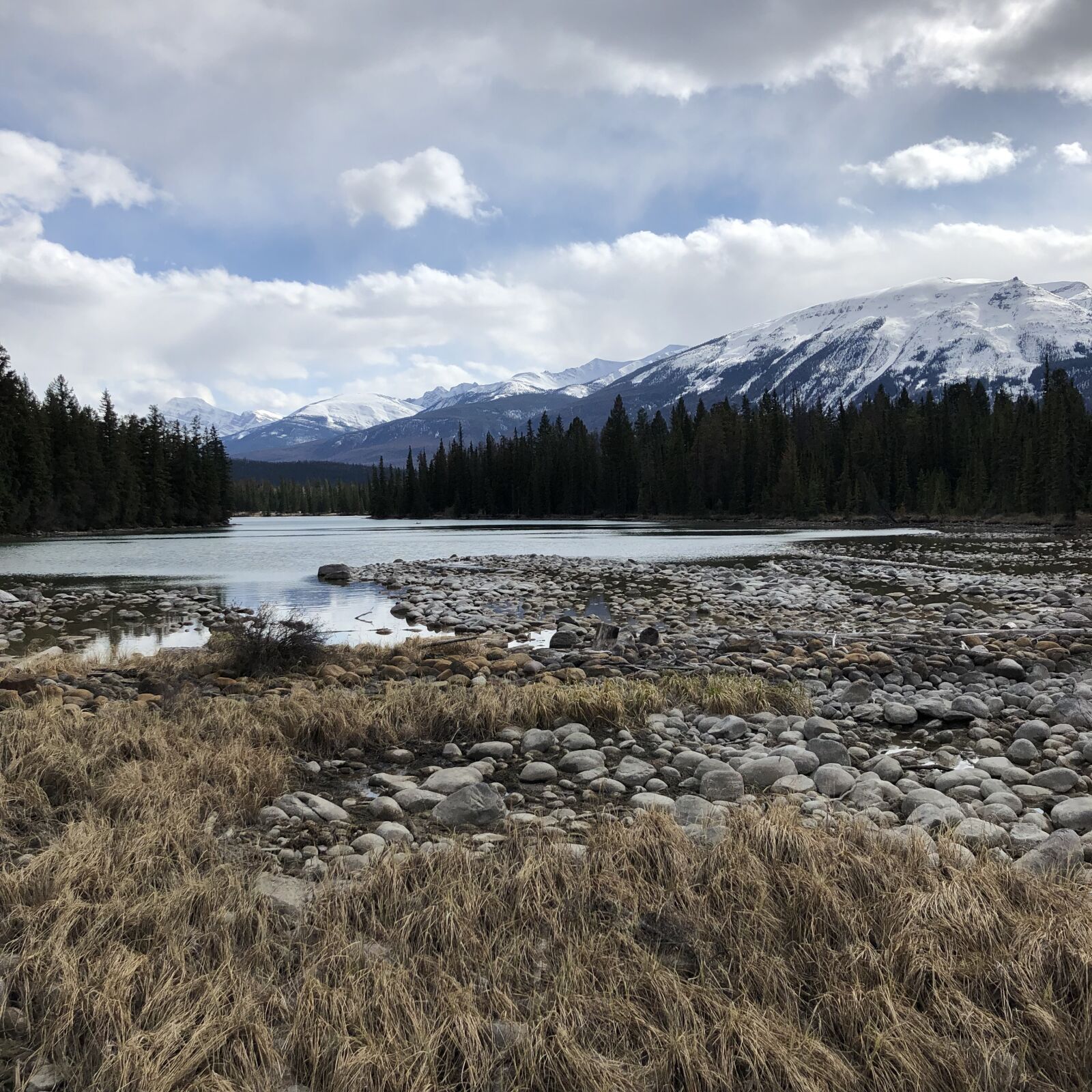iPhone 8 back camera 3.99mm f/1.8 sample photo. Mountain, mountains, landscape photography