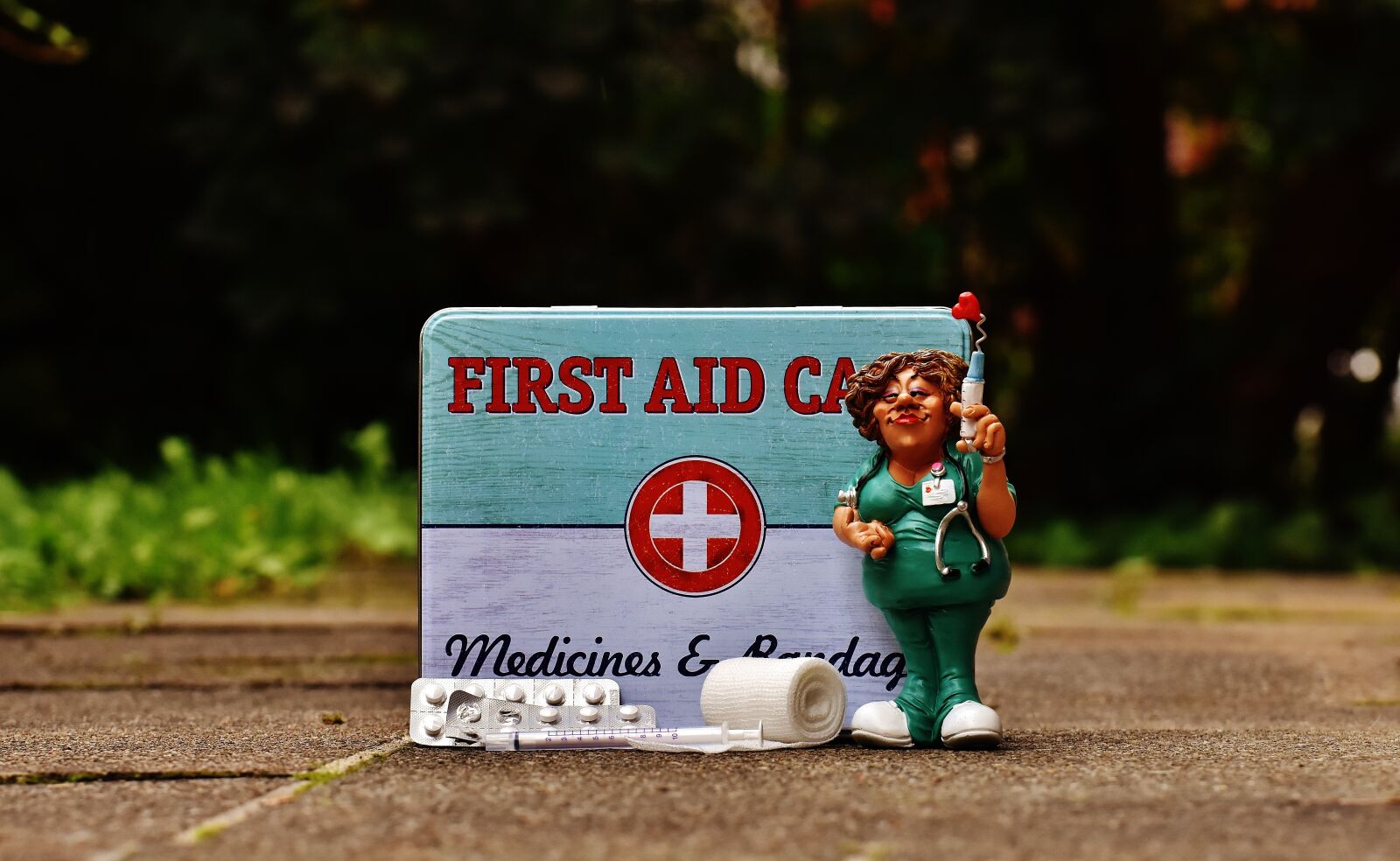 Nikon D7200 sample photo. First aid, nurse, funny photography