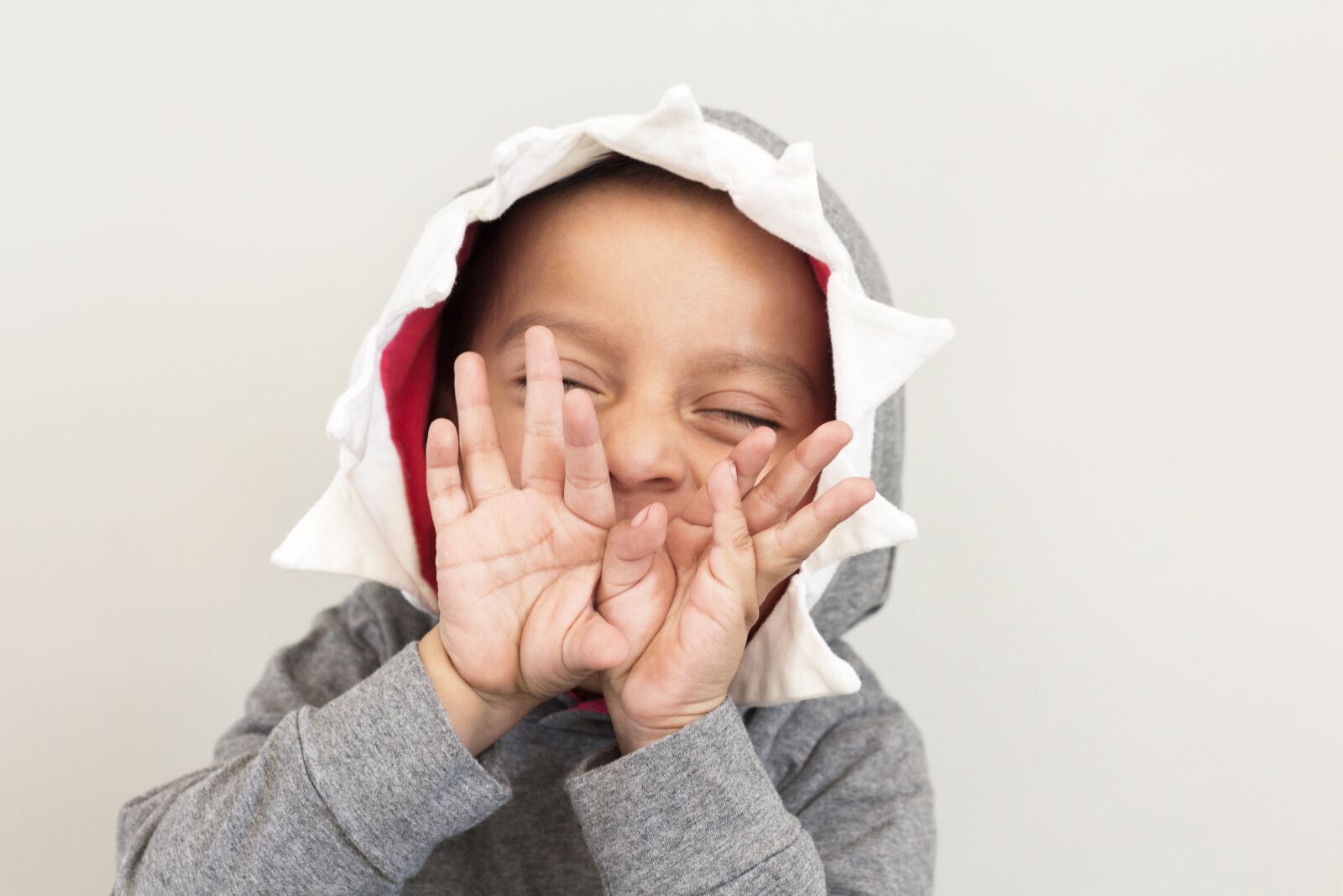 Canon EF 50mm F1.8 STM sample photo. Child, laughing, laugh photography