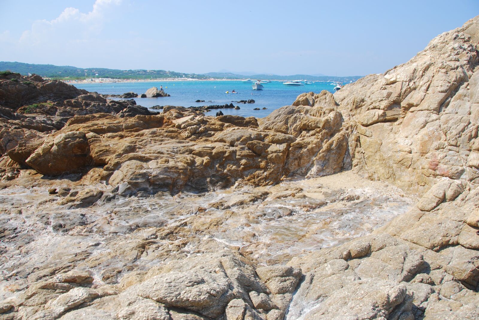 Nikon D80 sample photo. Sea, rocks, holidays photography