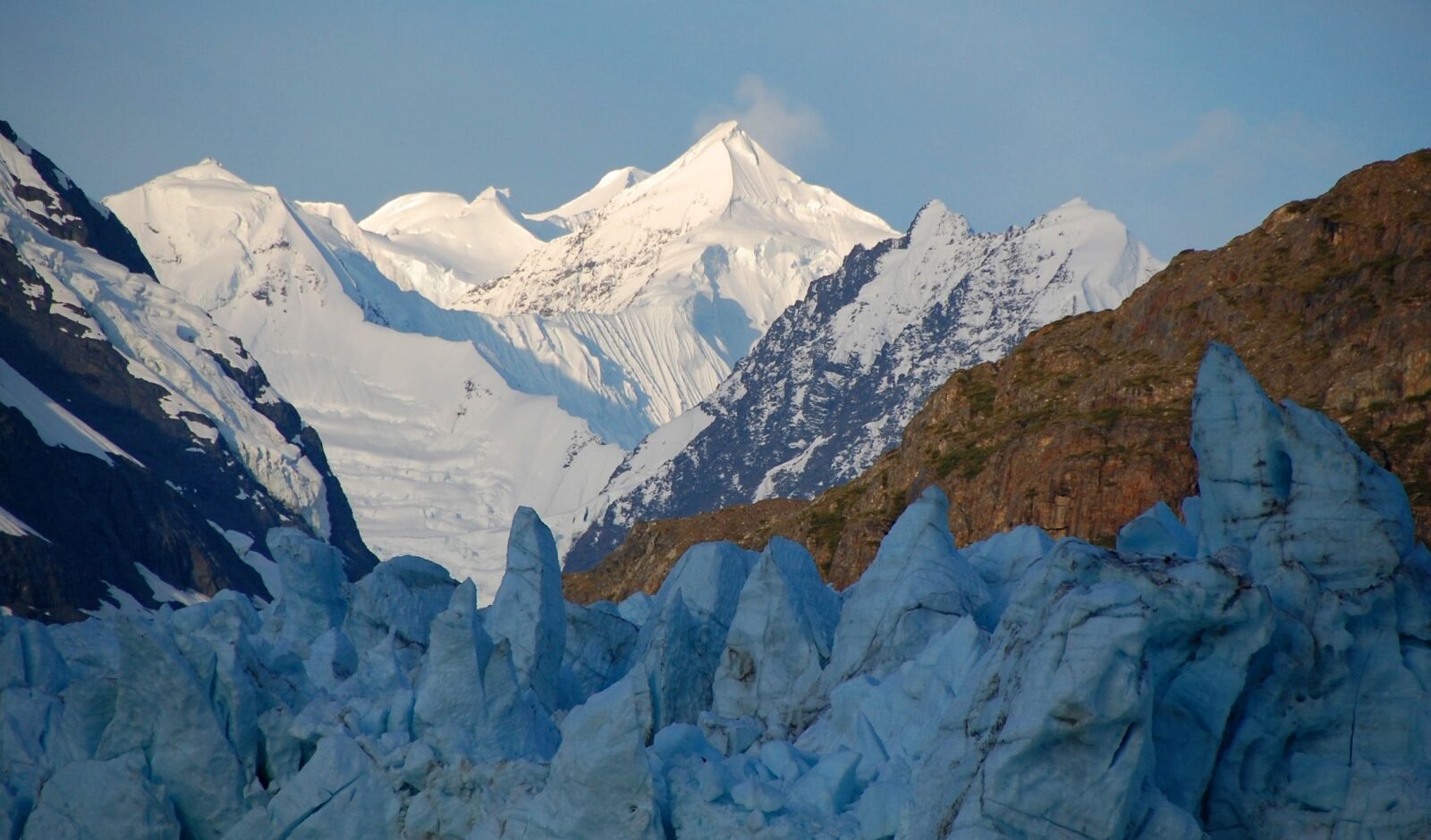 Nikon D40 sample photo. Mountain peaks, sunrise, fairweather photography
