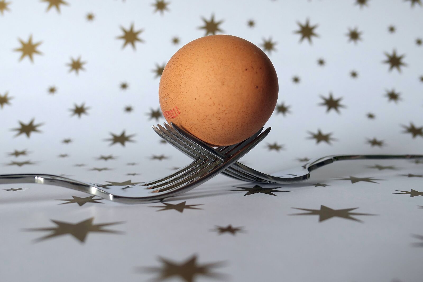 Panasonic Lumix DMC-LX10 (Lumix DMC-LX15) sample photo. Fork, egg, cutlery photography