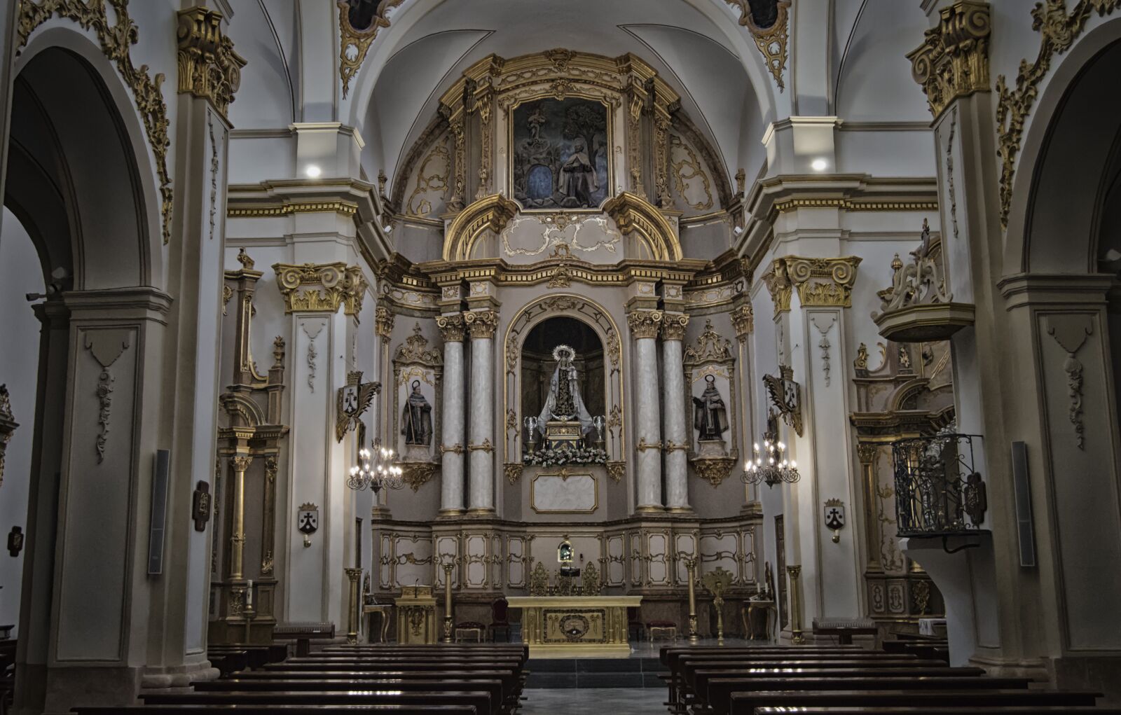 Nikon D3200 sample photo. Church, altarpiece, altar photography