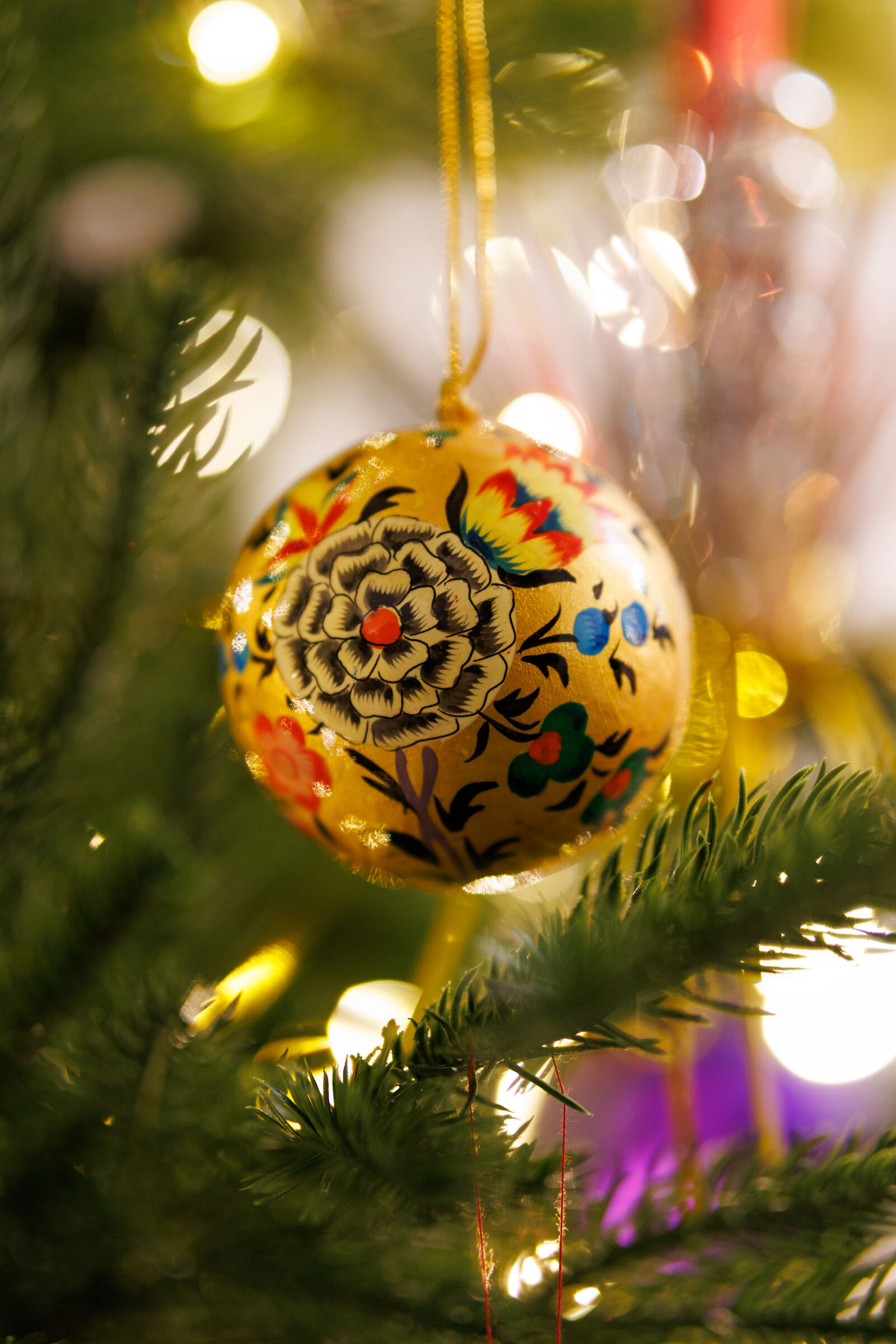 Sigma 56mm F1.4 DC DN | C sample photo. Christmas bokeh photography