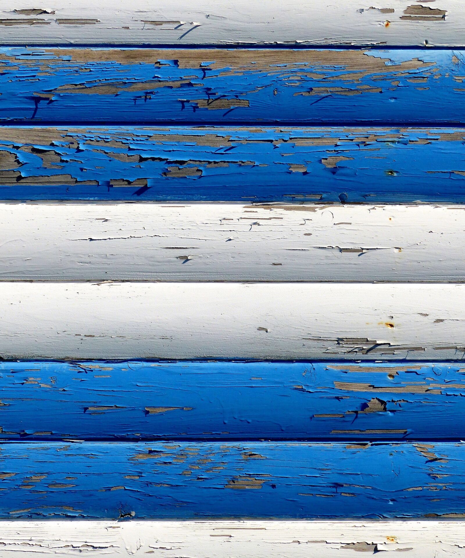 Panasonic Lumix DMC-FZ200 sample photo. Blue, white, beach hut photography