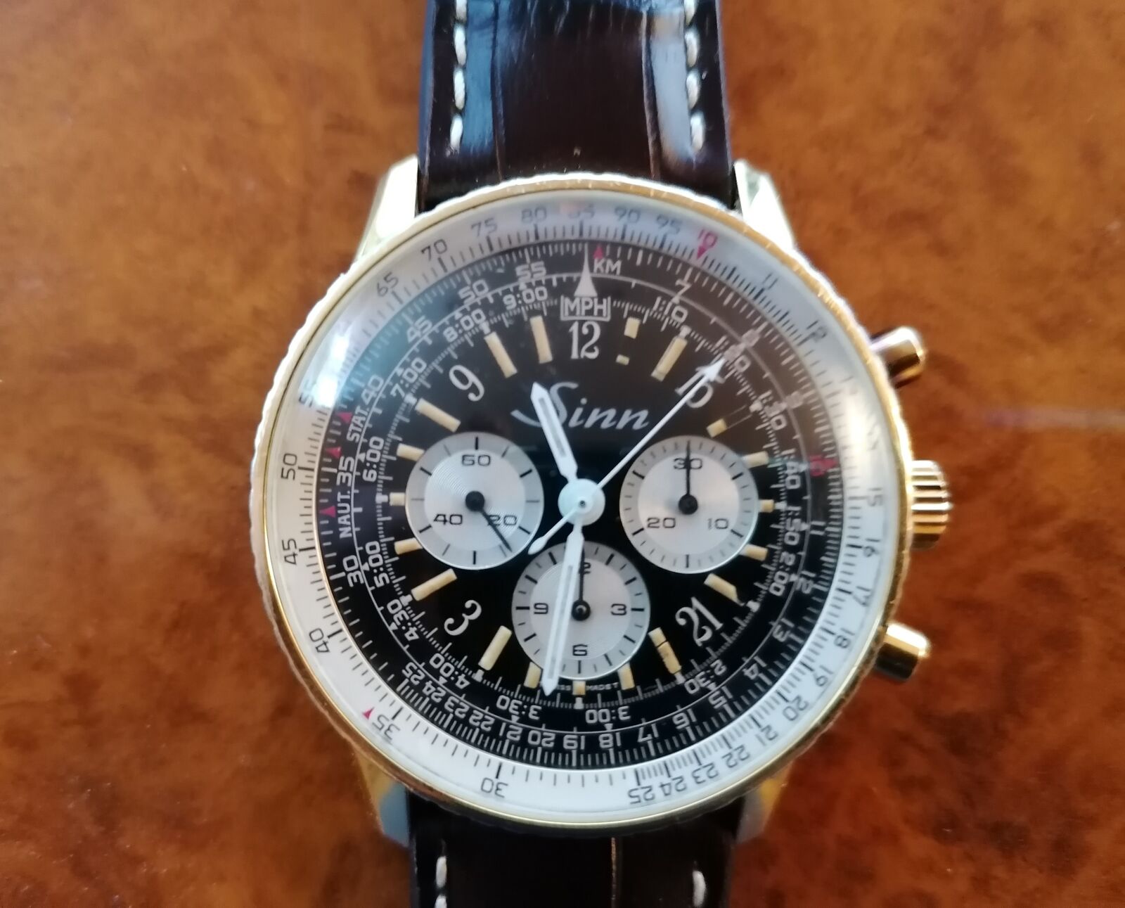 HUAWEI P30 LITE sample photo. Watch, chrono, vintage photography
