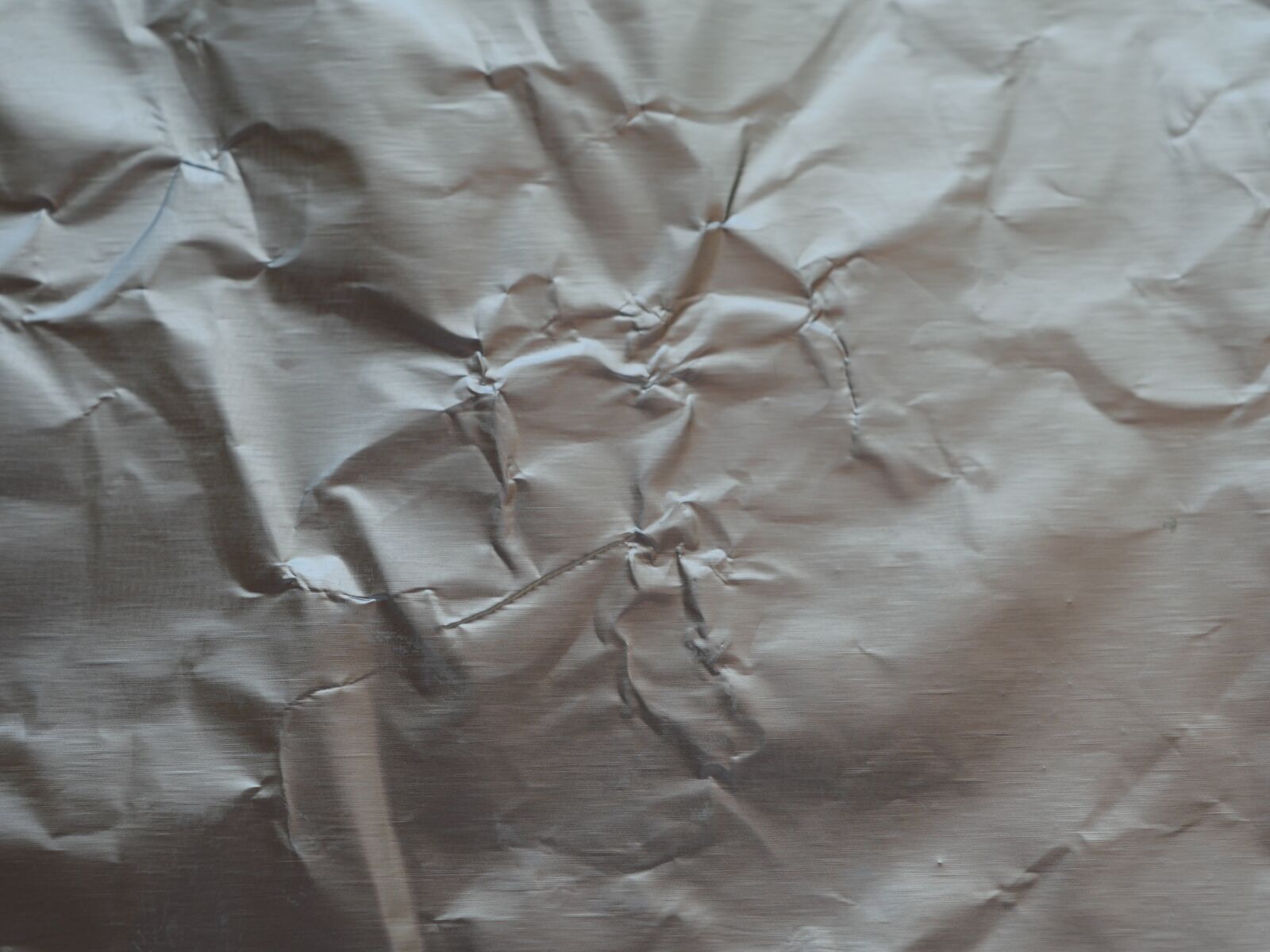 Panasonic Lumix DMC-GX8 sample photo. Aluminum foil, aluminium, slide photography