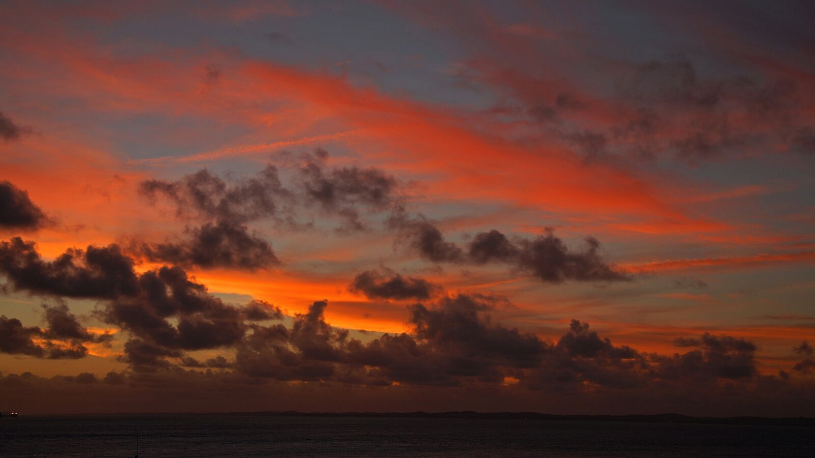 Nikon D200 sample photo. Sunset, sky, clouds photography