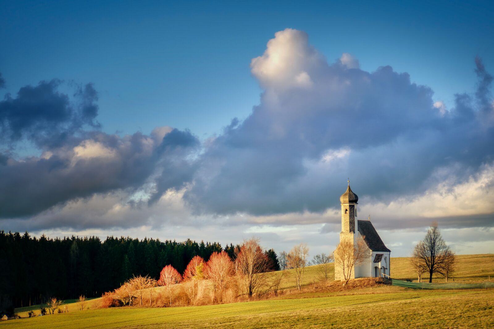Panasonic Lumix DMC-GX8 sample photo. Church, chapel, religion photography
