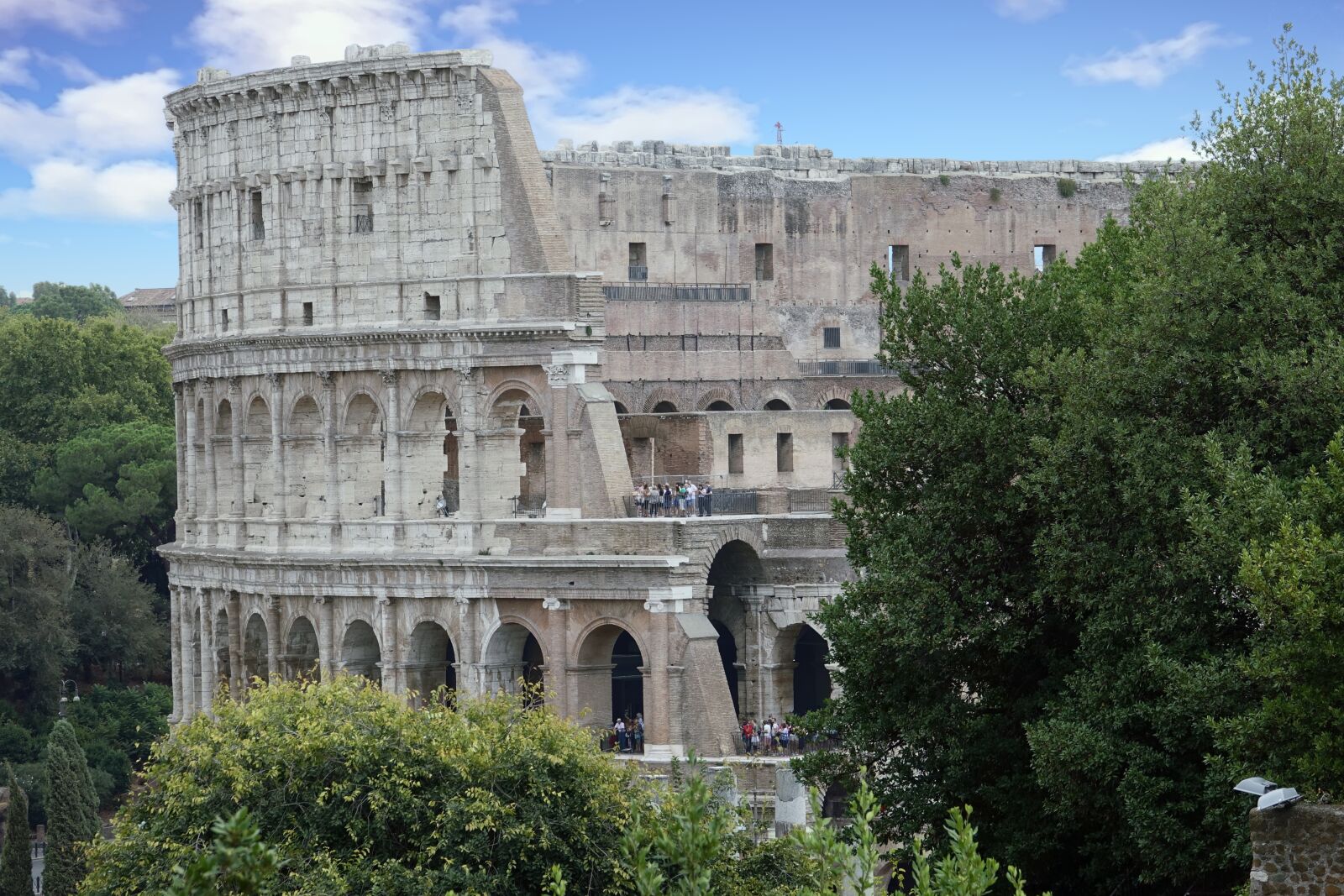Sony Cyber-shot DSC-RX10 III sample photo. Italy, rome, colosseum photography