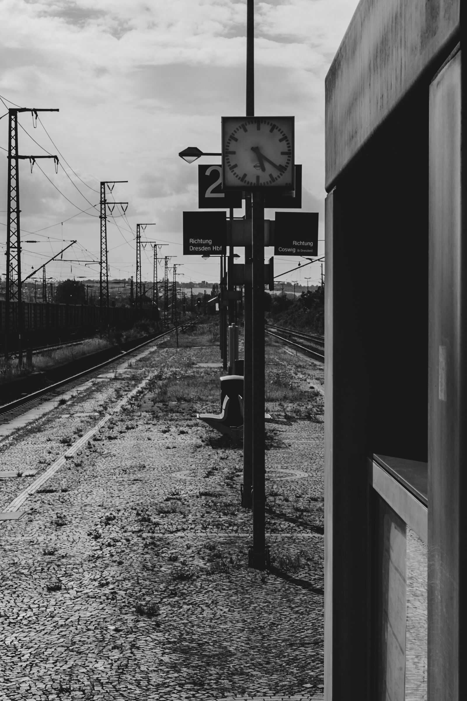 Canon EOS 70D sample photo. Clock, railway, railway station photography