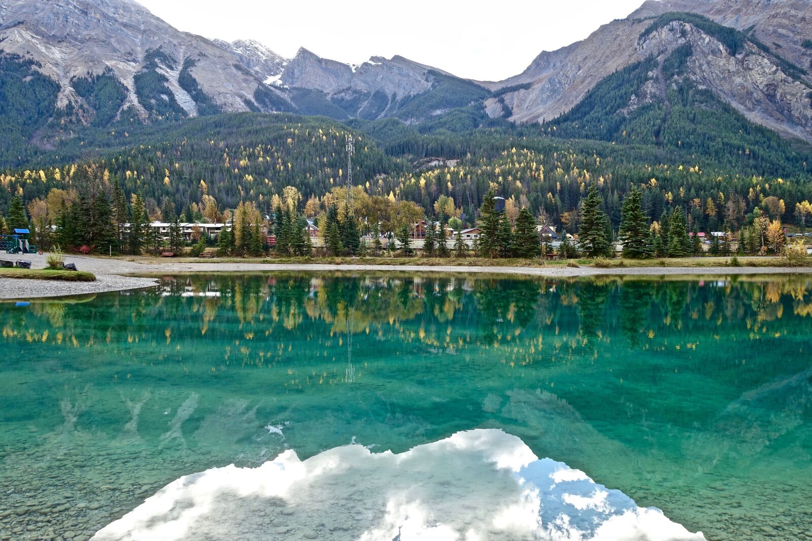 Sony Cyber-shot DSC-RX100 III sample photo. Reflection, lake, mountains photography