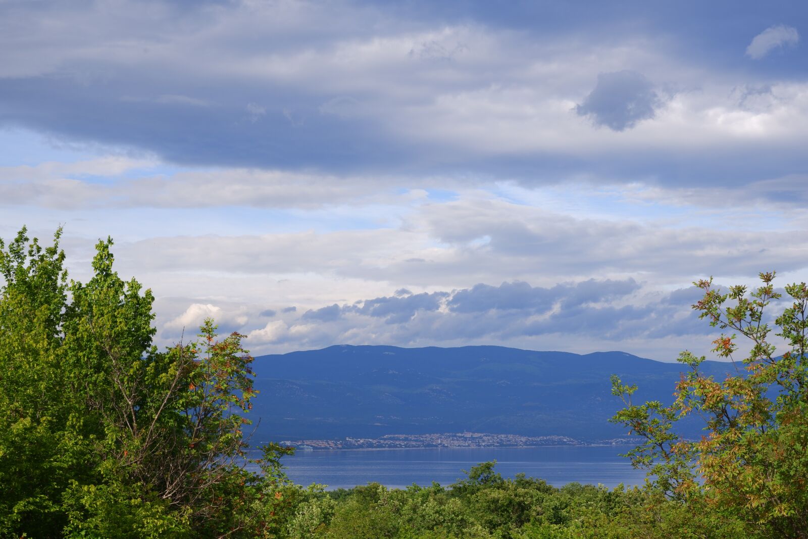 Fujifilm XC 15-45mm F3.5-5.6 OIS PZ sample photo. Nature, summer, landscape photography