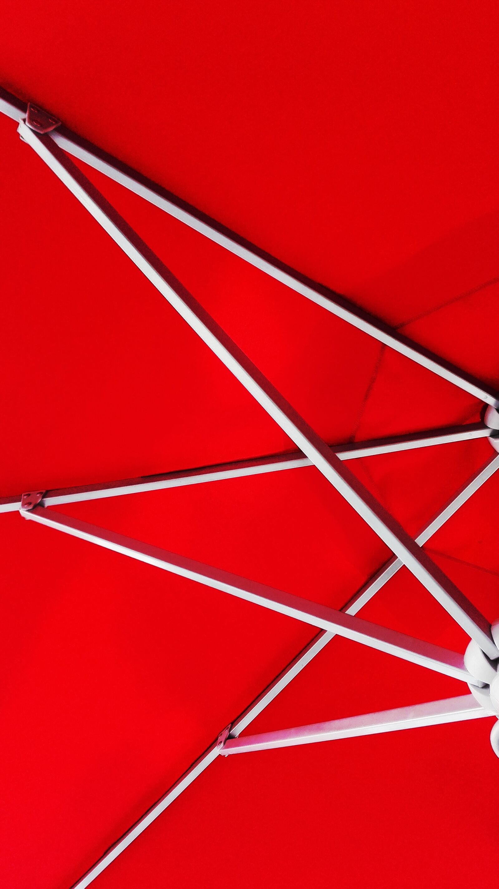 HUAWEI P8 Lite sample photo. Red, minimalist, grey photography