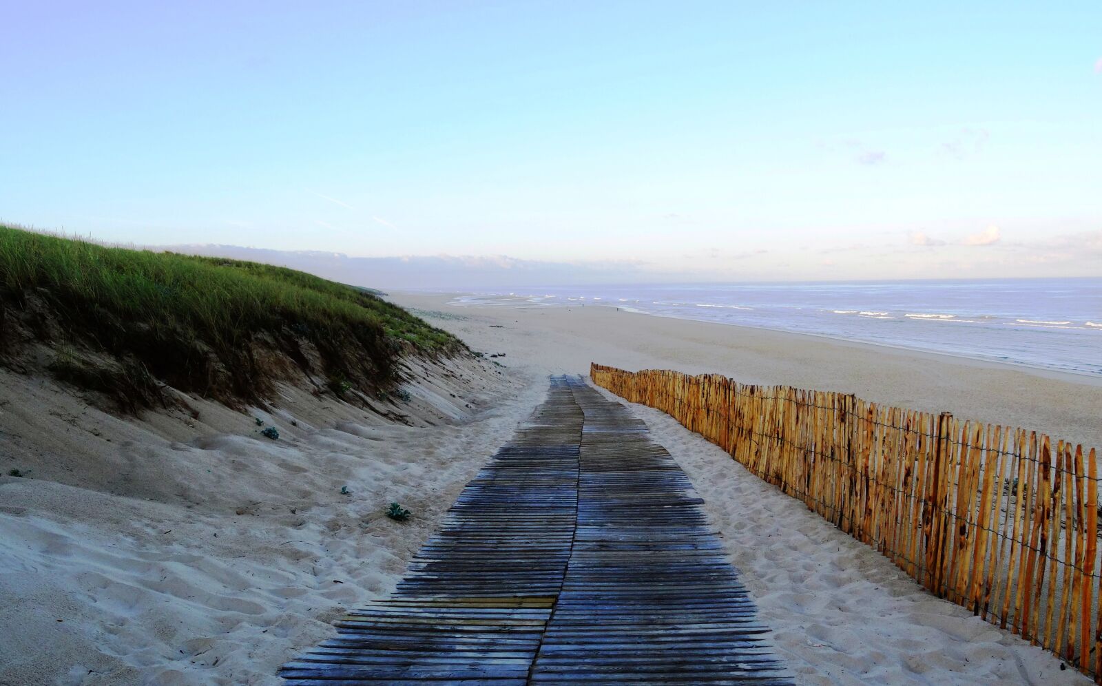 Sony Cyber-shot DSC-HX50V sample photo. Beach, atlantic, beach landscape photography