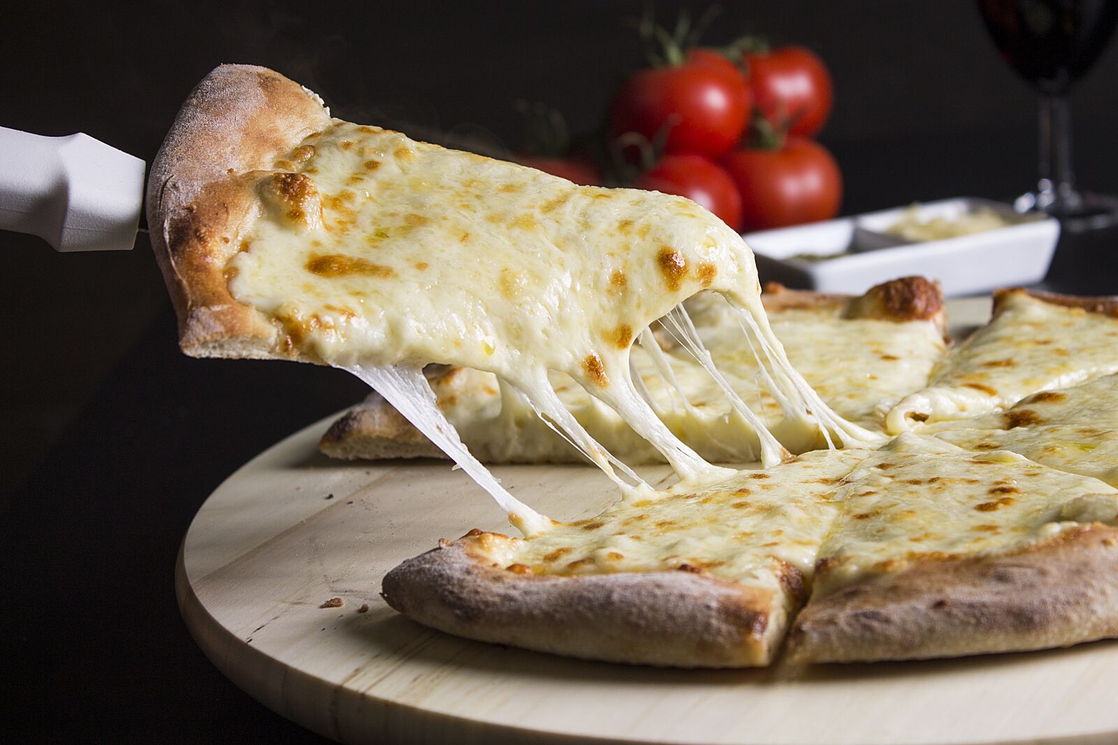 Canon EOS 1100D (EOS Rebel T3 / EOS Kiss X50) sample photo. Pizza, cheese, mozzarella photography
