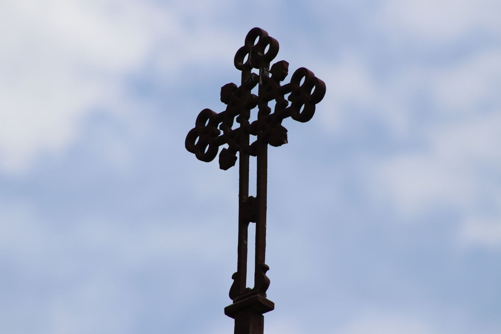 Canon EF75-300mm f/4-5.6 sample photo. Cross, christianity, christian photography